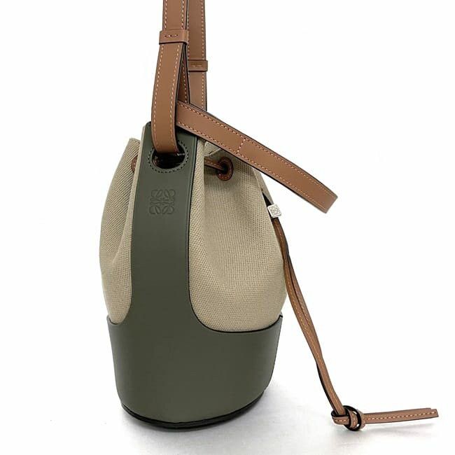 Loewe LOEWE Handbag Neutrals Leather Size ONE SIZE - 2 Thumbnail