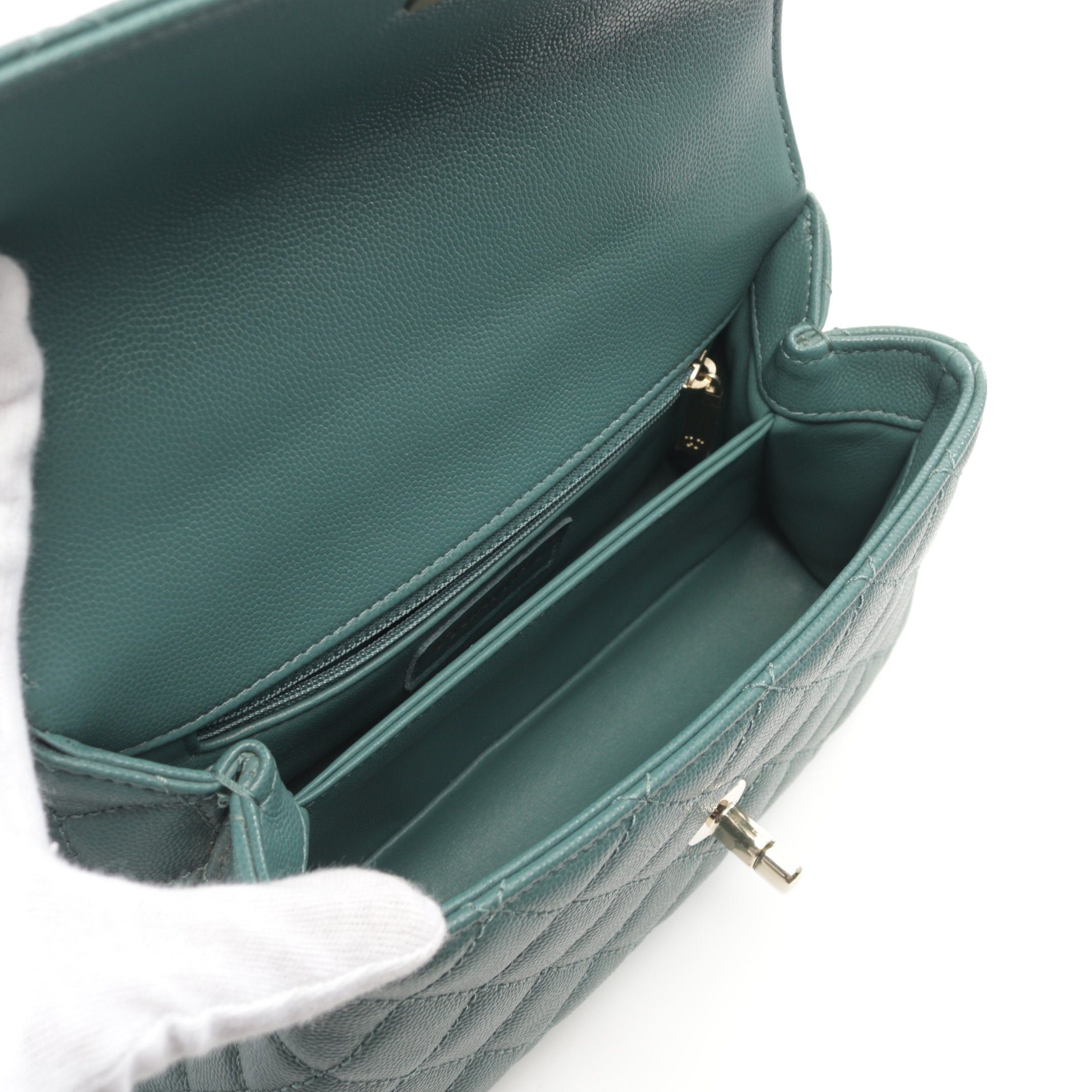 Chanel Chanel Coco Handle Flap Matelasse Handbag Caviar Skin Green Gold Hardware Size ONE SIZE - 3 Thumbnail
