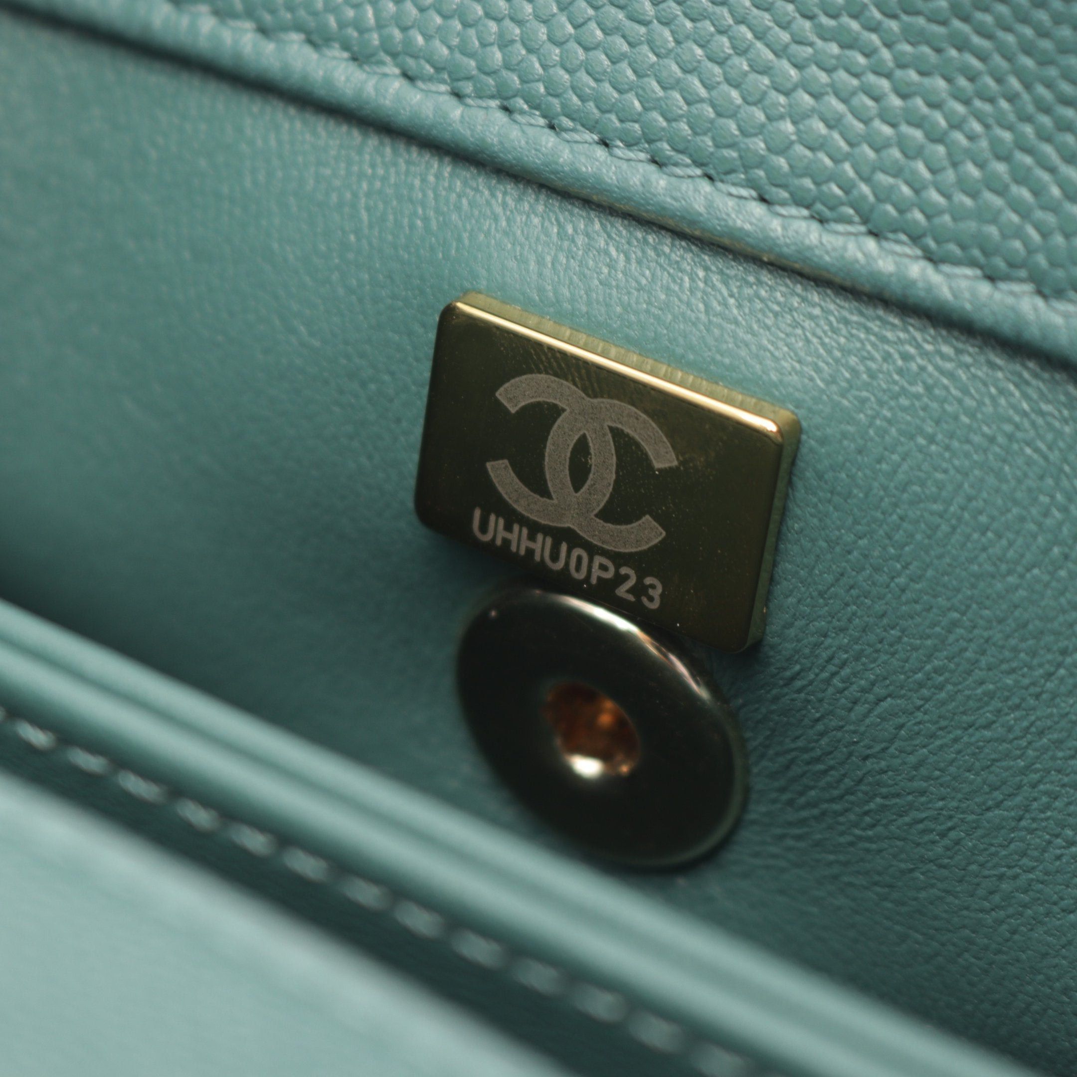 Chanel Chanel Coco Handle Flap Matelasse Handbag Caviar Skin Green Gold Hardware Size ONE SIZE - 5 Thumbnail