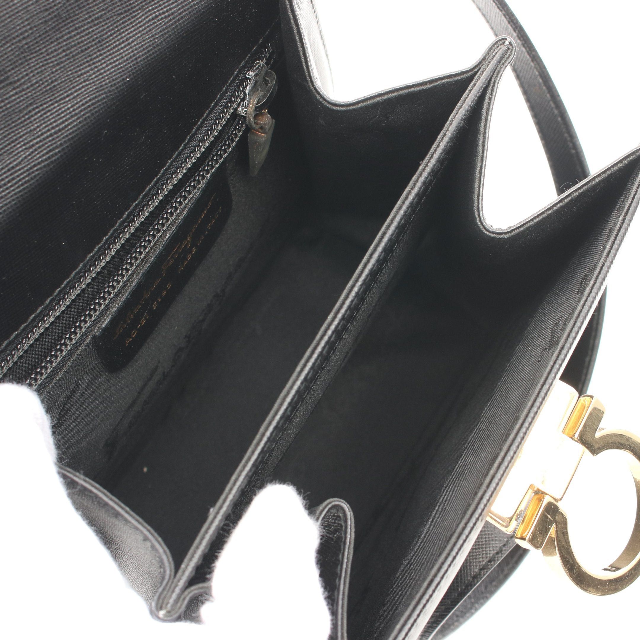 Salvatore Ferragamo Salvatore Ferragamo Gancini Handbag Saffiano Leather Black Size ONE SIZE - 3 Thumbnail