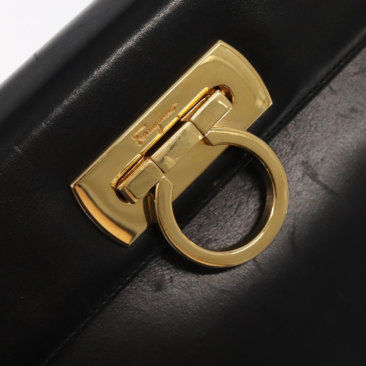 Salvatore Ferragamo Gancini Black Leather Handbag (Pre-Owned) Size ONE SIZE - 12 Thumbnail