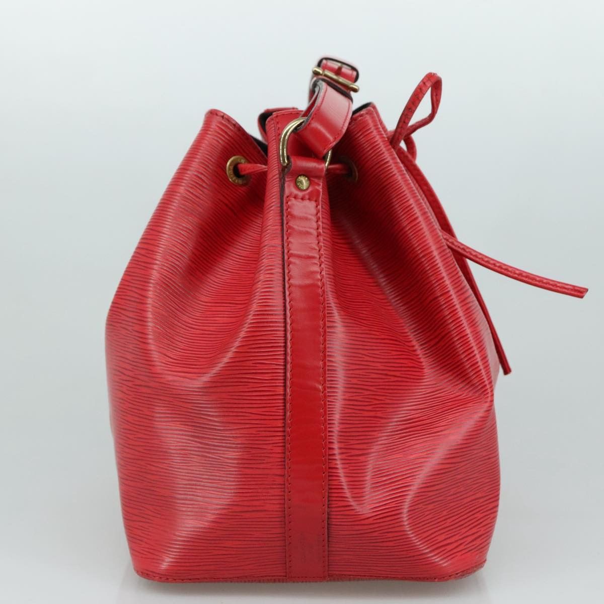 Louis Vuitton Noé Pm Red Leather Shoulder Bag (Pre-Owned) Size ONE SIZE - 3 Thumbnail