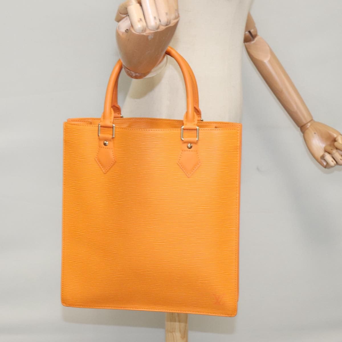 Louis Vuitton Sac Plat Orange Leather Tote Bag (Pre-Owned) Size ONE SIZE - 15 Thumbnail
