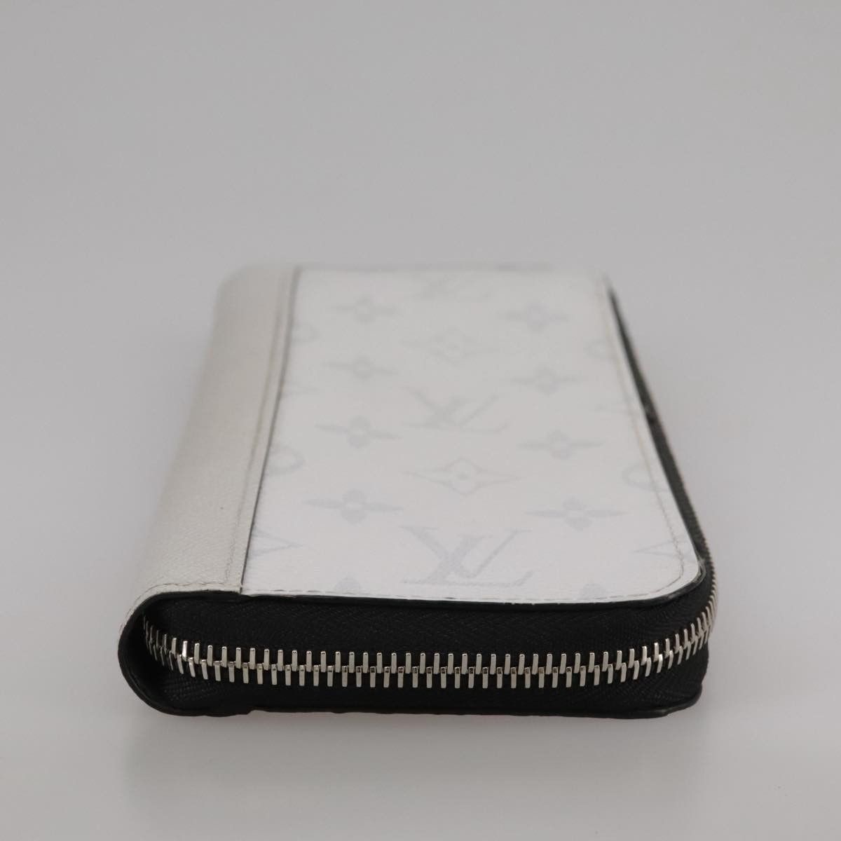 Louis Vuitton Zippy Wallet Vertical Grey Canvas Wallet (Pre-Owned) Size ONE SIZE - 15 Thumbnail