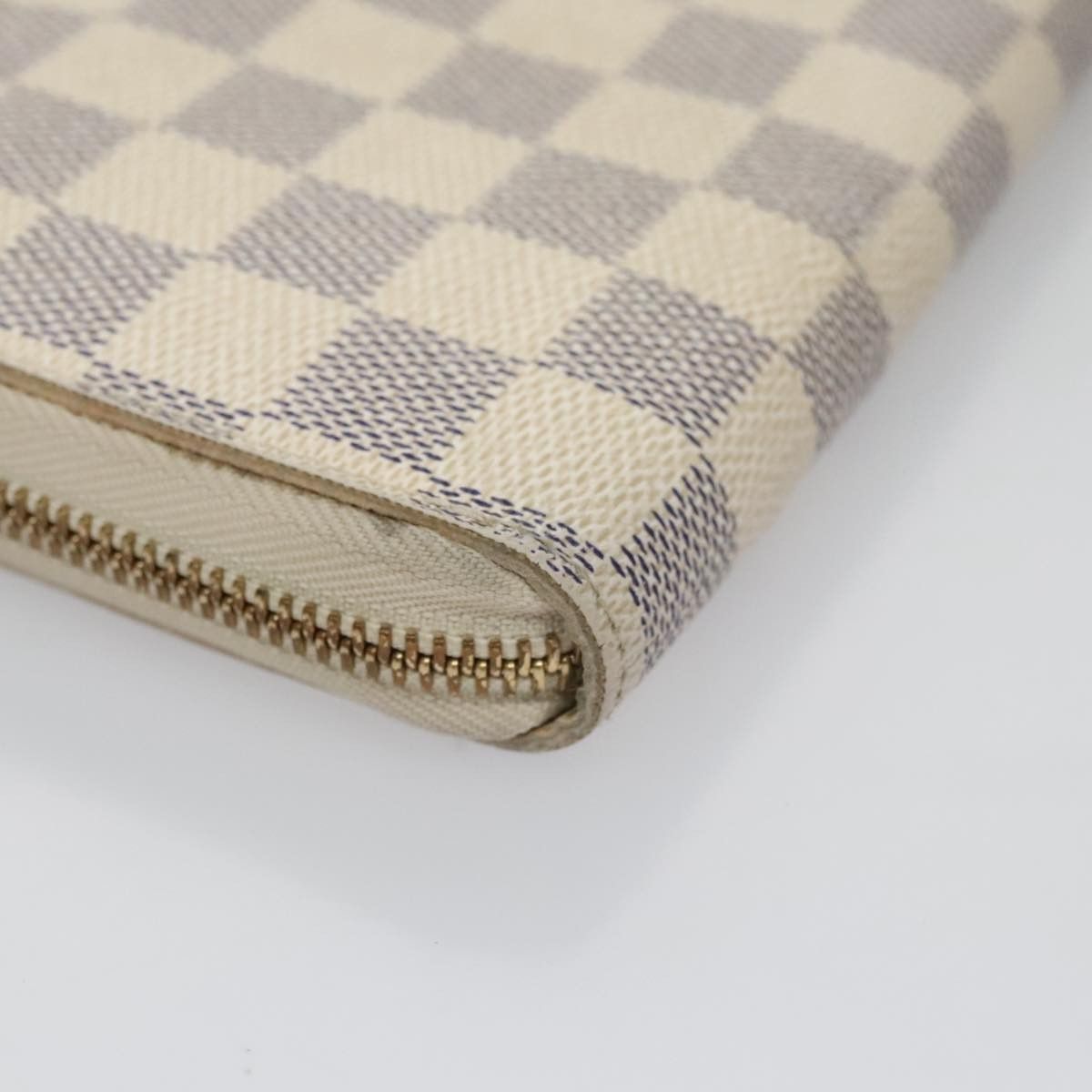 Louis Vuitton Zippy Wallet White Canvas Wallet (Pre-Owned) Size ONE SIZE - 5 Thumbnail
