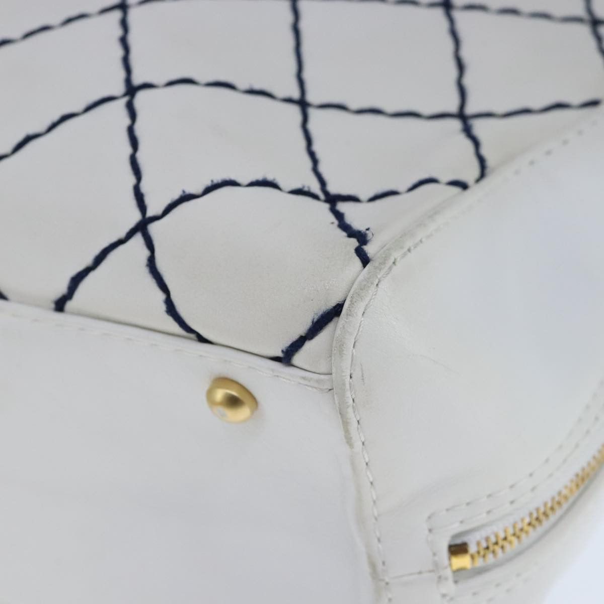 Chanel Wild Stitch White Leather Tote Bag (Pre-Owned) Size ONE SIZE - 6 Thumbnail