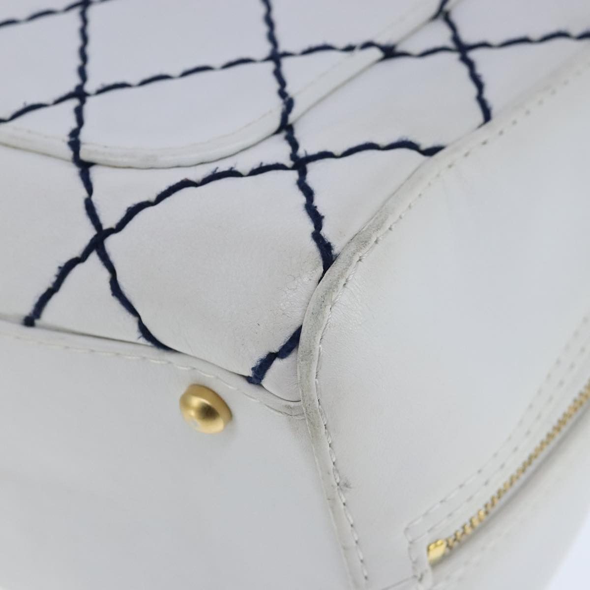 Chanel Wild Stitch White Leather Tote Bag (Pre-Owned) Size ONE SIZE - 8 Thumbnail