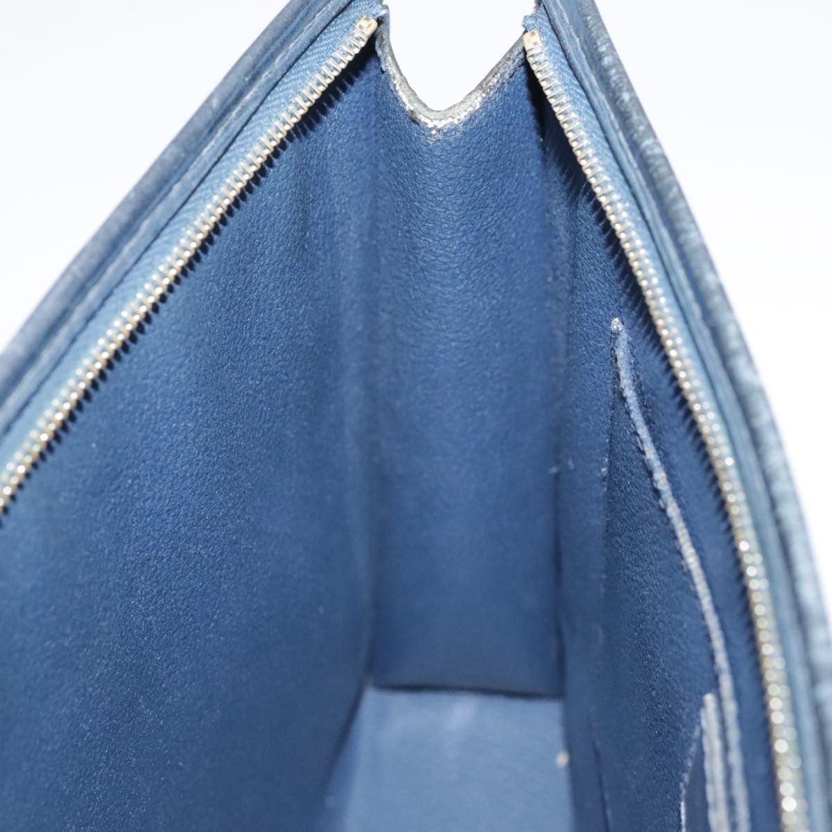Louis Vuitton Trousse De Toilette Navy Leather Clutch Bag (Pre-Owned) Size ONE SIZE - 18 Thumbnail