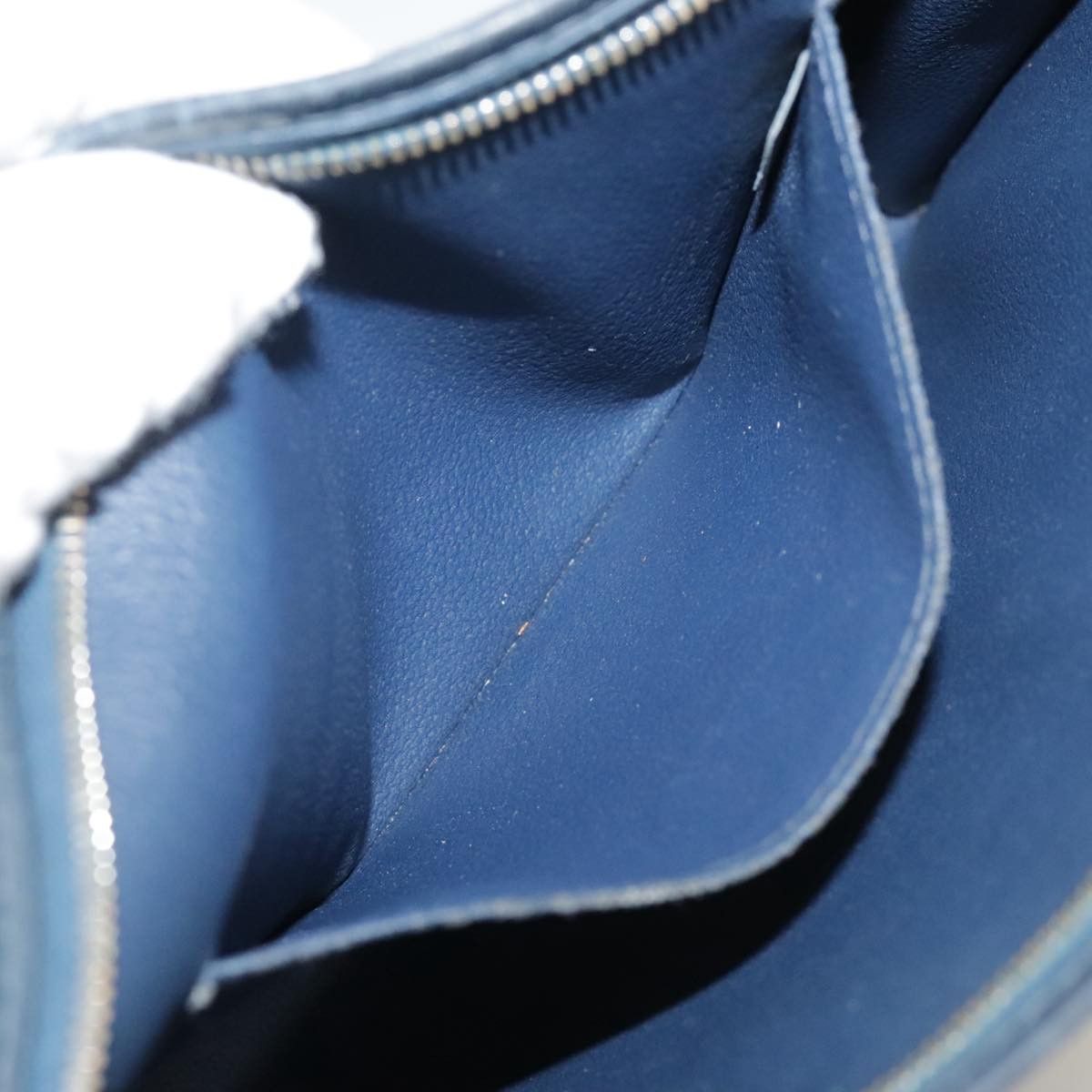 Louis Vuitton Trousse De Toilette Navy Leather Clutch Bag (Pre-Owned) Size ONE SIZE - 19 Thumbnail