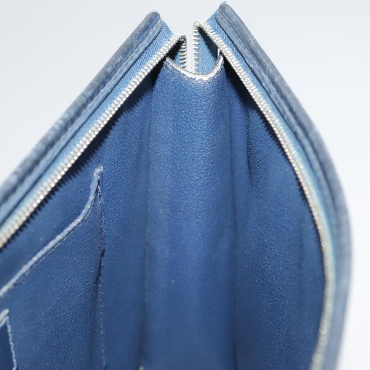 Louis Vuitton Trousse De Toilette Navy Leather Clutch Bag (Pre-Owned) Size ONE SIZE - 17 Thumbnail