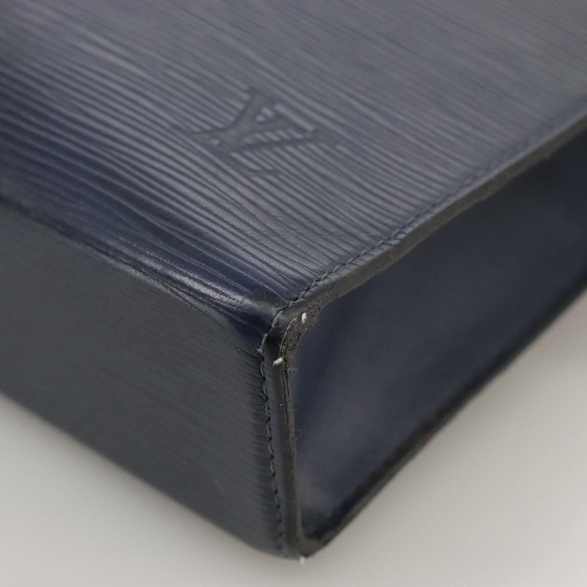 Louis Vuitton Trousse De Toilette Navy Leather Clutch Bag (Pre-Owned) Size ONE SIZE - 6 Thumbnail