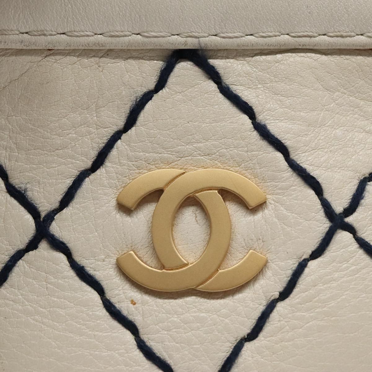 Chanel Wild Stitch White Leather Handbag (Pre-Owned) Size ONE SIZE - 12 Thumbnail