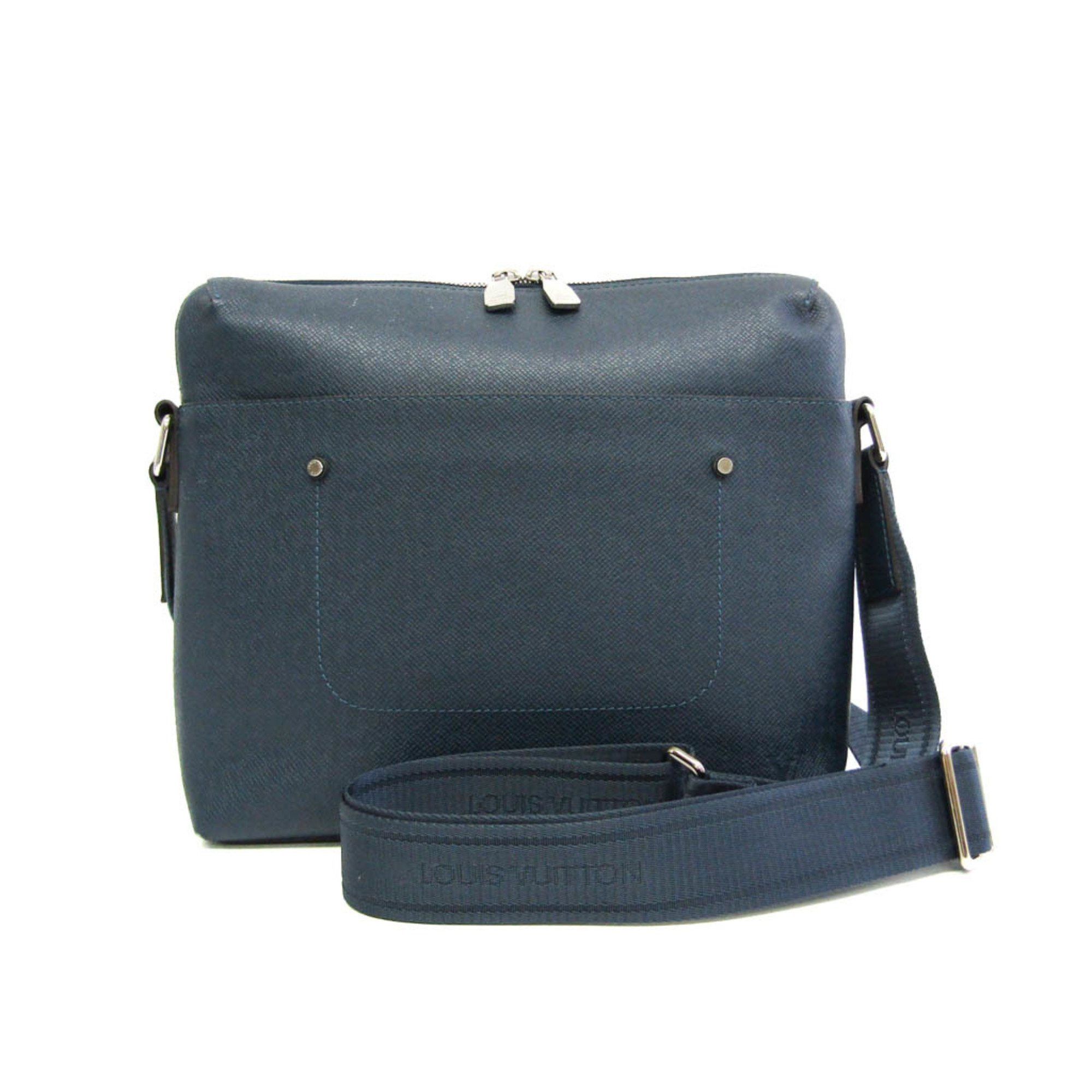 Louis Vuitton Grigori Black Leather Shoulder Bag (Pre-Owned) Size ONE SIZE - 2 Thumbnail