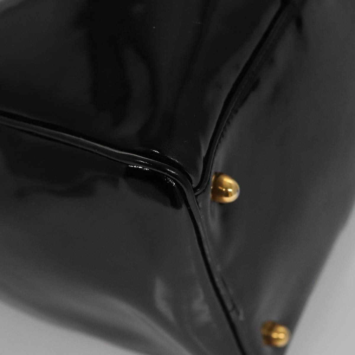 Chanel Logo Cc Black Patent Leather Travel Bag (Pre-Owned) Size ONE SIZE - 6 Thumbnail