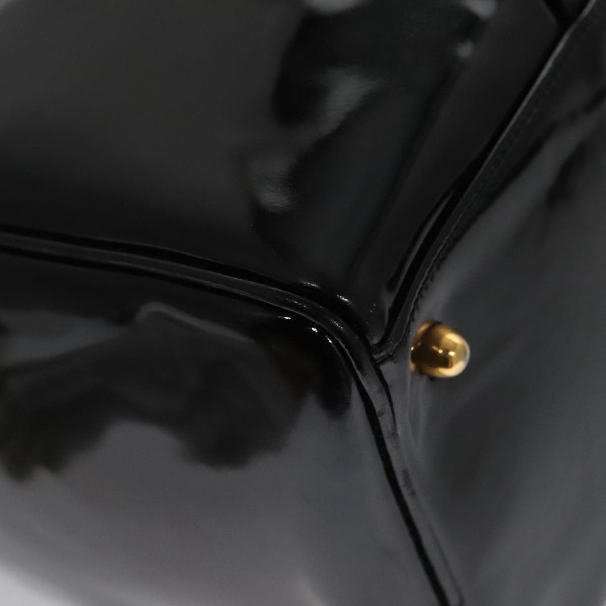 Chanel Logo Cc Black Patent Leather Travel Bag (Pre-Owned) Size ONE SIZE - 8 Thumbnail