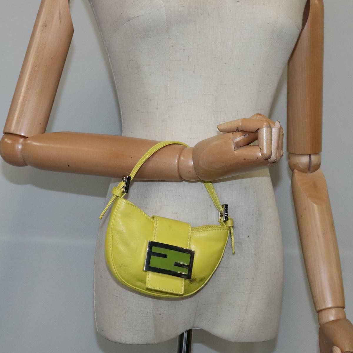 Fendi Croissant Petit Yellow Leather Handbag (Pre-Owned) Size ONE SIZE - 15 Thumbnail