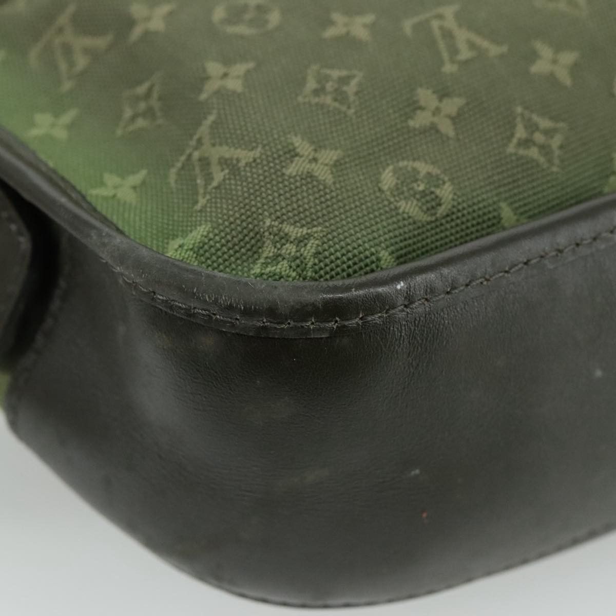 Louis Vuitton Marjorie Khaki Canvas Shoulder Bag (Pre-Owned) Size ONE SIZE - 10 Thumbnail