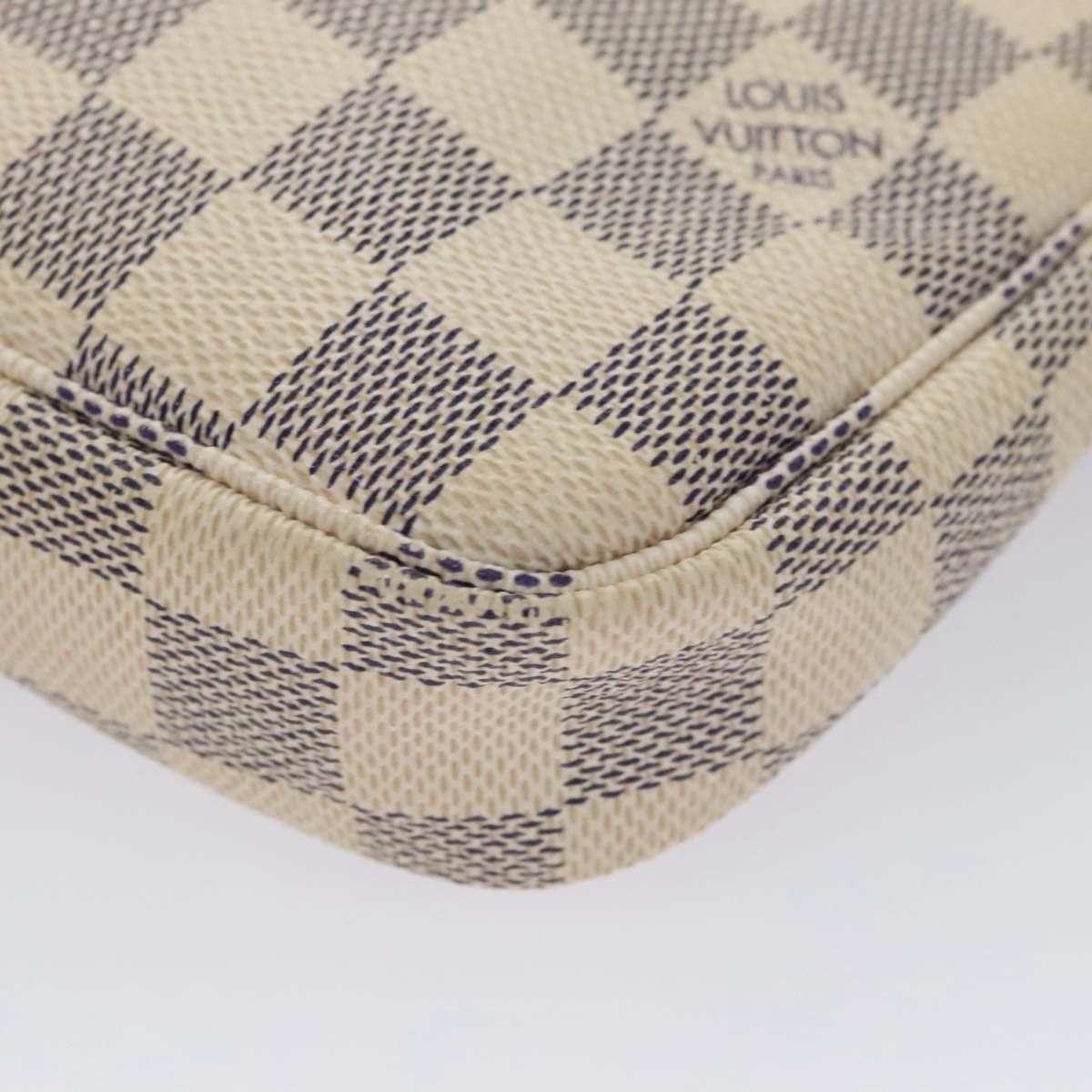 Louis Vuitton Pochette Accessoire White Canvas Clutch Bag (Pre-Owned) Size ONE SIZE - 8 Thumbnail