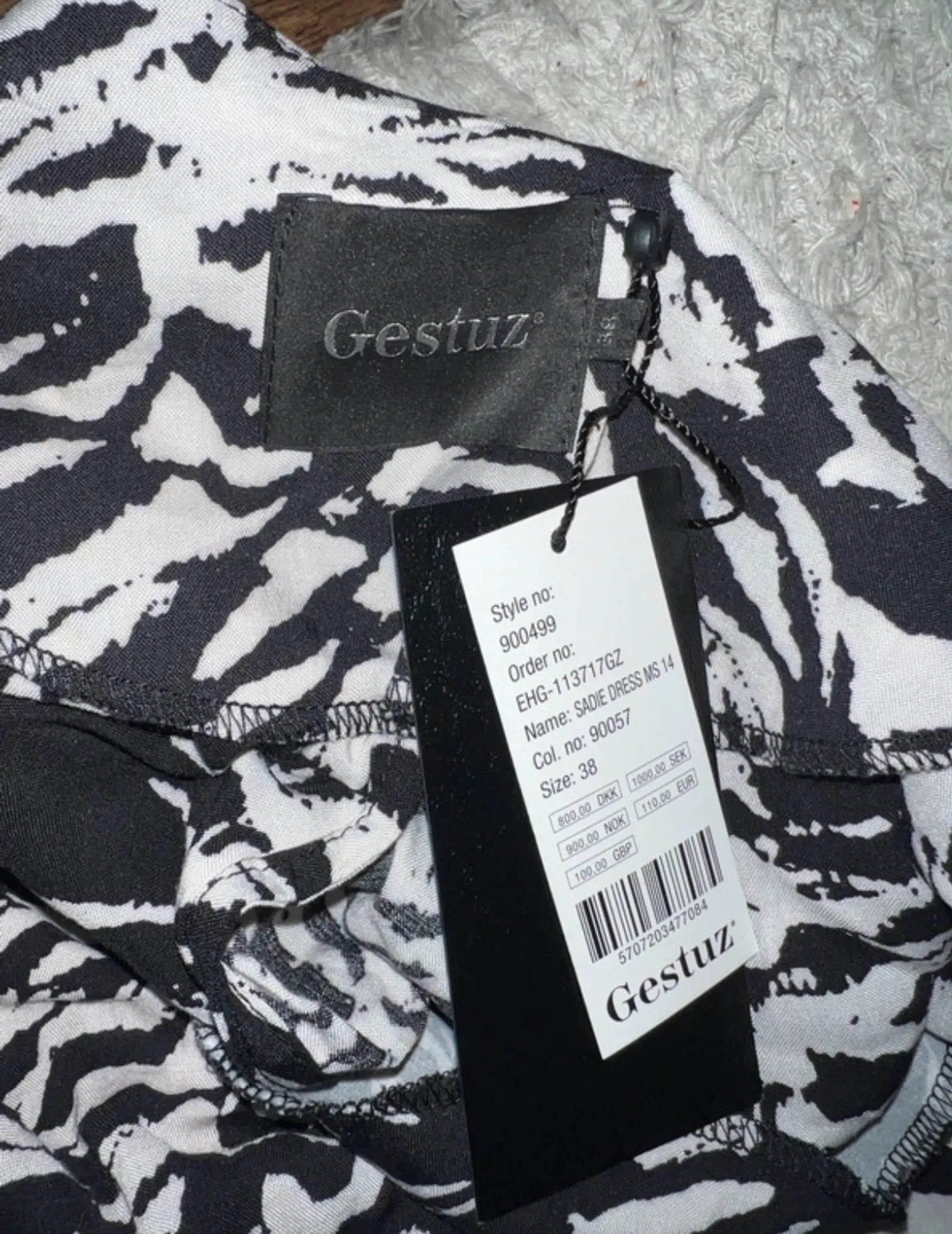 Gestuz Gestuz Sadie dress Dress Size S / US 4 / IT 40 - 2 Thumbnail