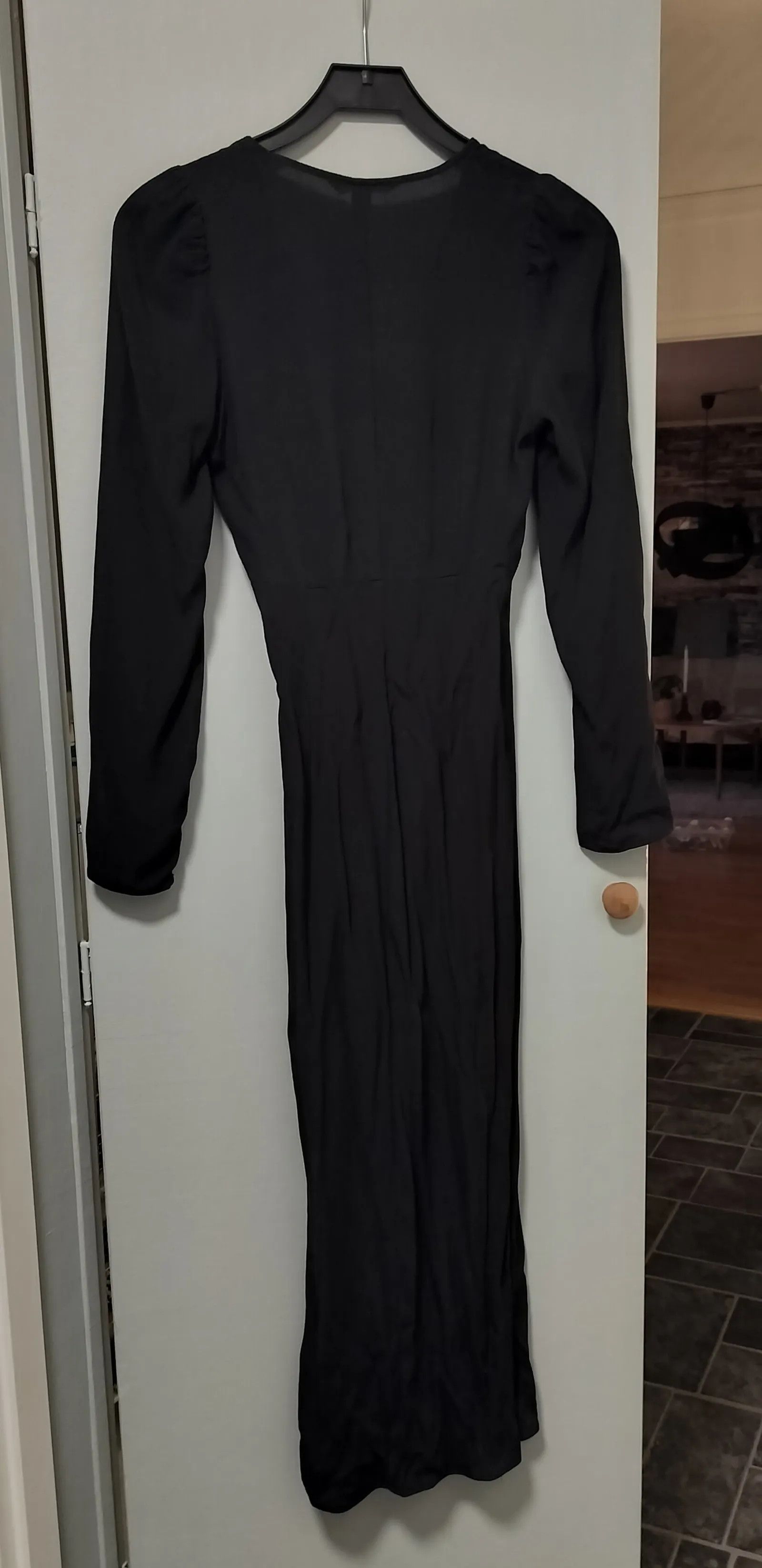 H&M H&M Dress Size XS / US 0-2 / IT 36-38 - 2 Thumbnail