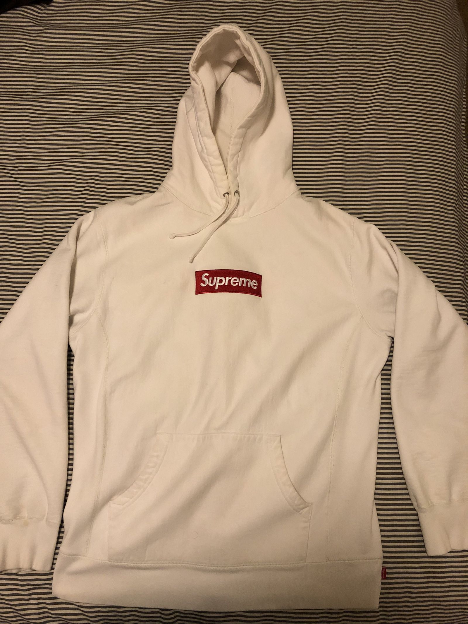 Supreme 2012 Box Logo Hoodie | Grailed