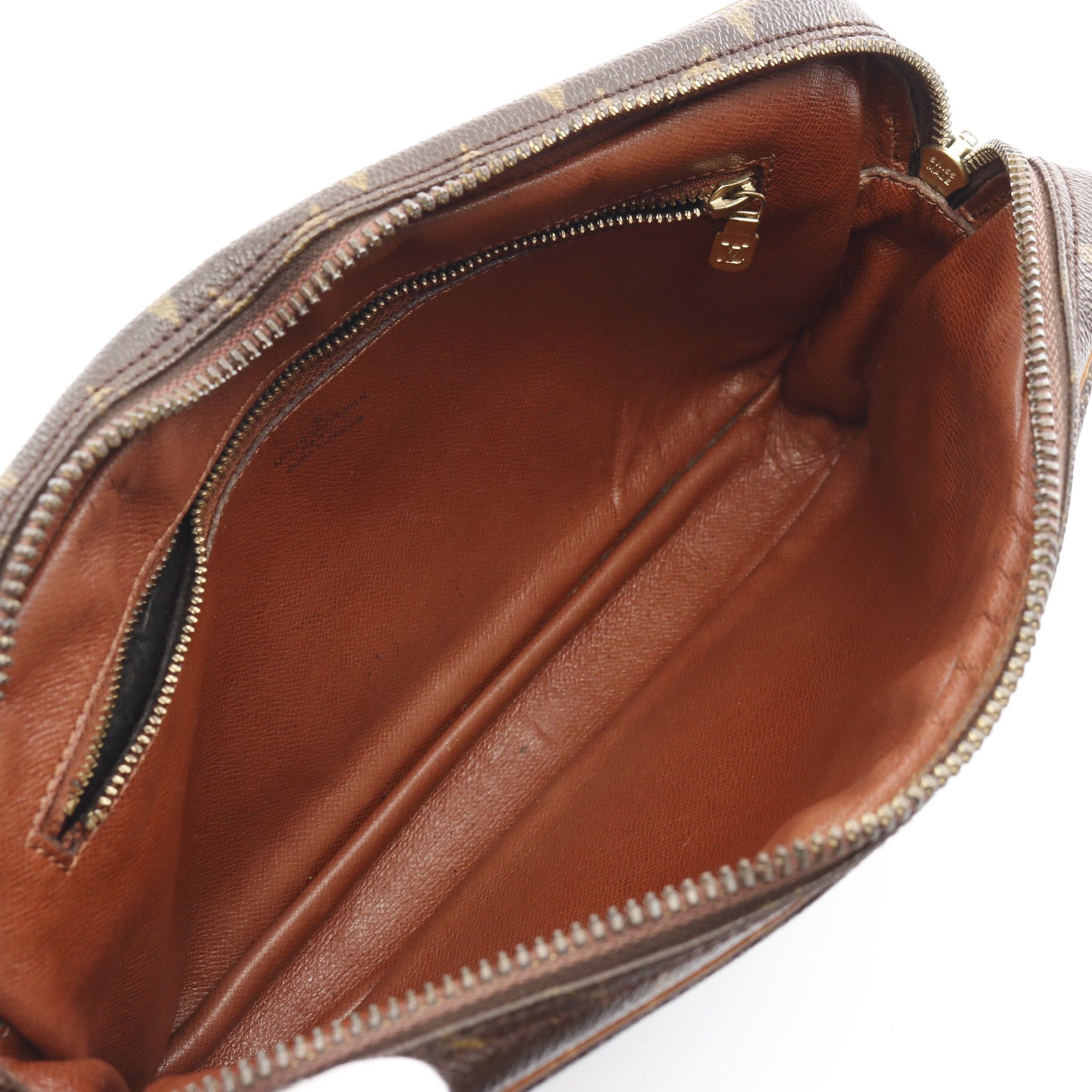 Louis Vuitton Louis Vuitton Marly Dragonne Monogram Clutch Bag Second Leather Brown Size ONE SIZE - 3 Thumbnail