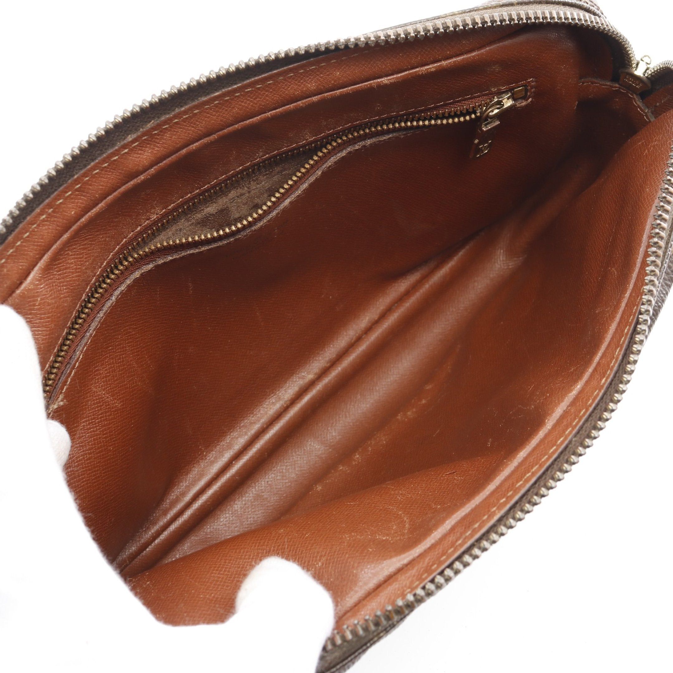 Louis Vuitton Louis Vuitton Marly Dragonne Monogram Clutch Bag Second Leather Brown Size ONE SIZE - 3 Thumbnail