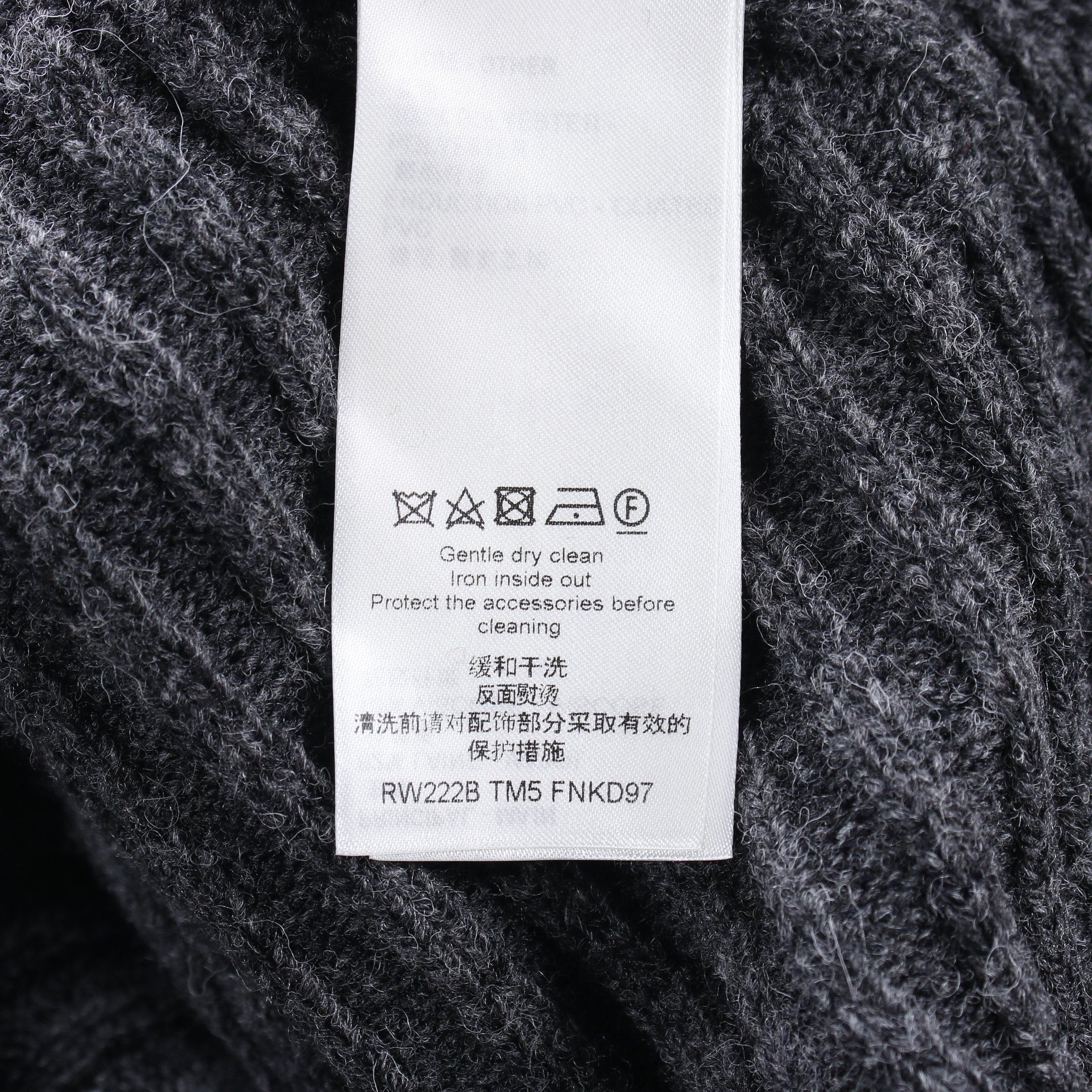 Louis Vuitton Louis Vuitton Knit Vest Wool Nylon Gray Size ONE SIZE - 5 Thumbnail
