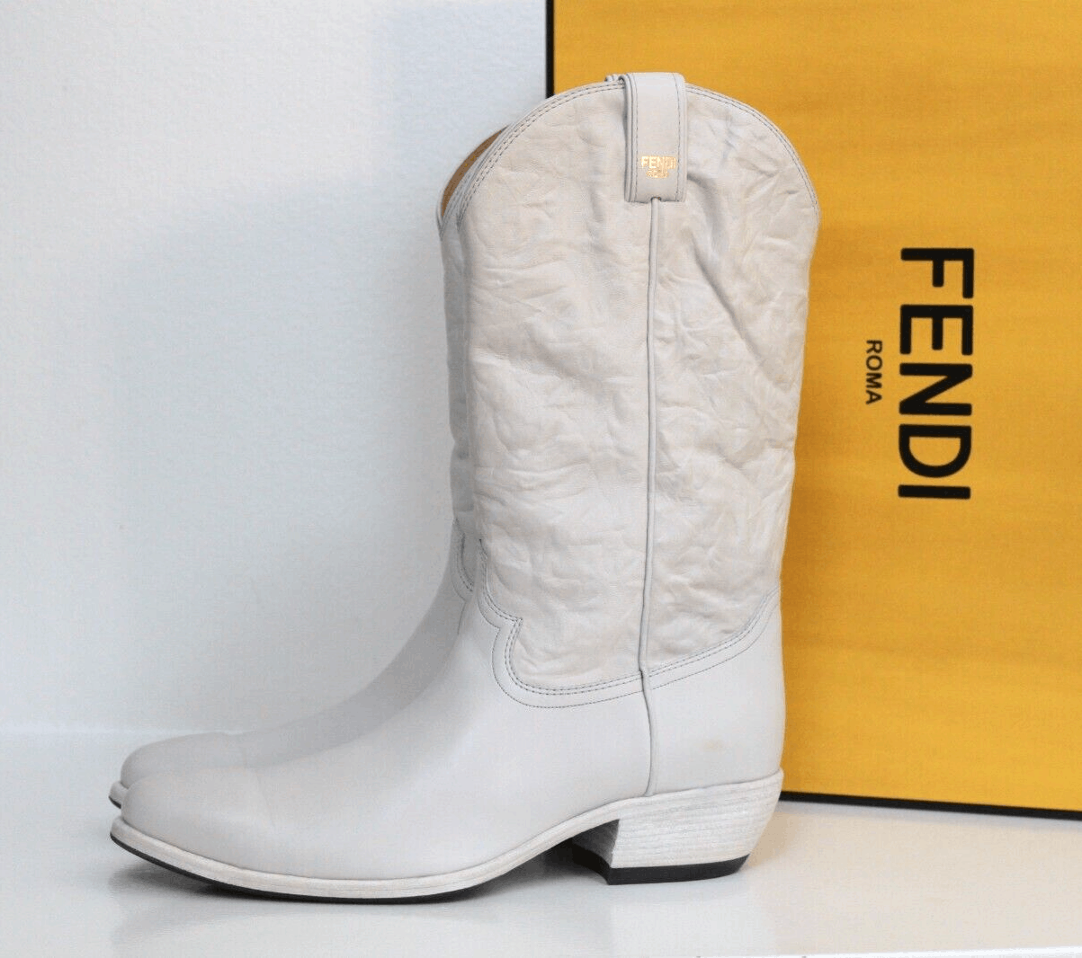 Fendi Fendi Slip-On Cowboy Boots in white Size US 5 / IT 35 - 2 Thumbnail