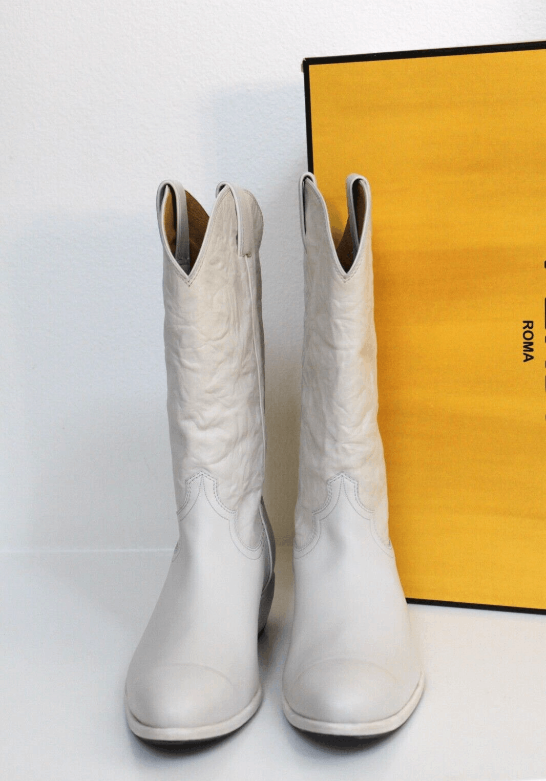 Fendi Fendi Slip-On Cowboy Boots in white Size US 5 / IT 35 - 3 Thumbnail