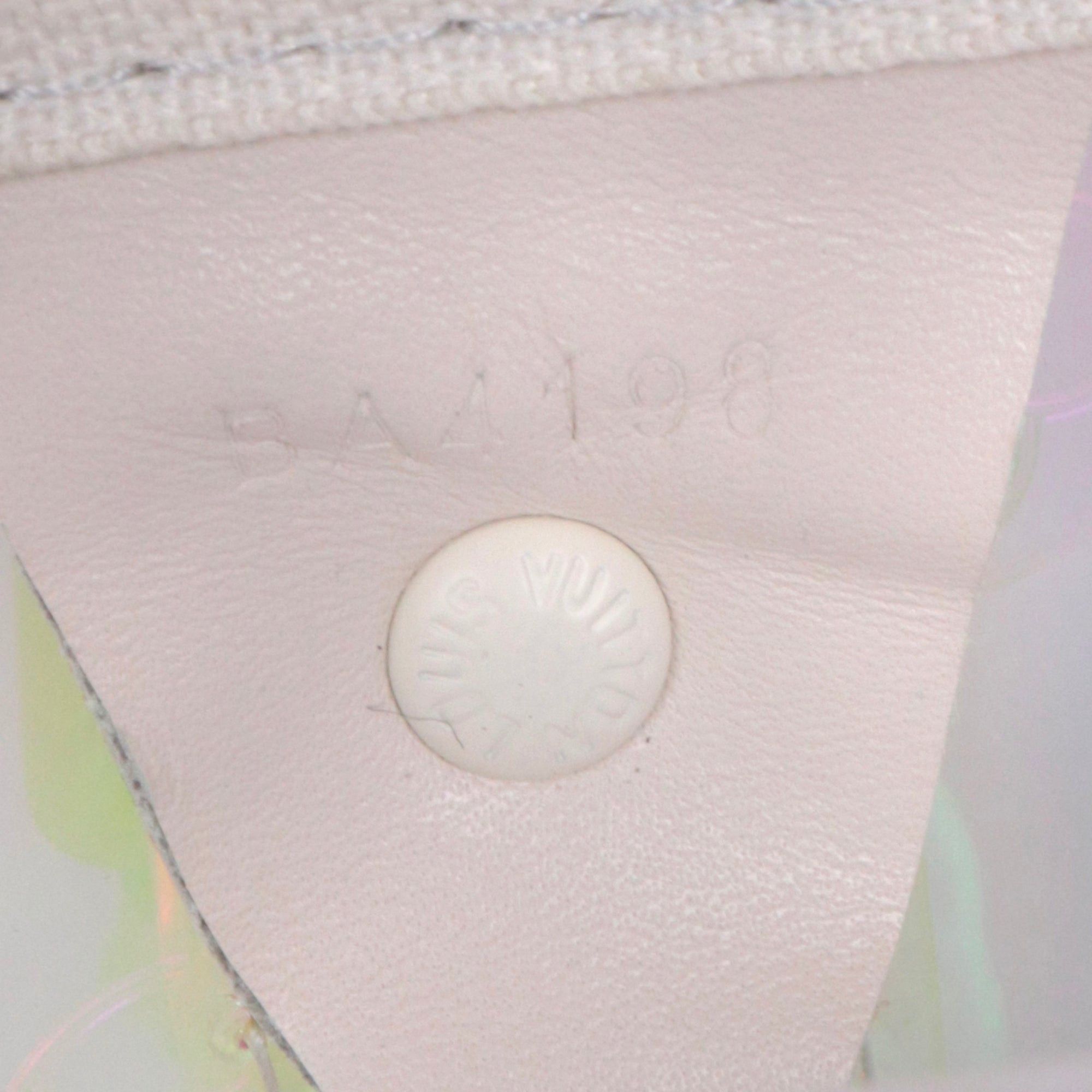 Louis Vuitton LOUIS VUITTON - Louis Vuitton limited edition Keepall 50 Prism bag in iridescent PVC Size ONE SIZE - 11 Thumbnail