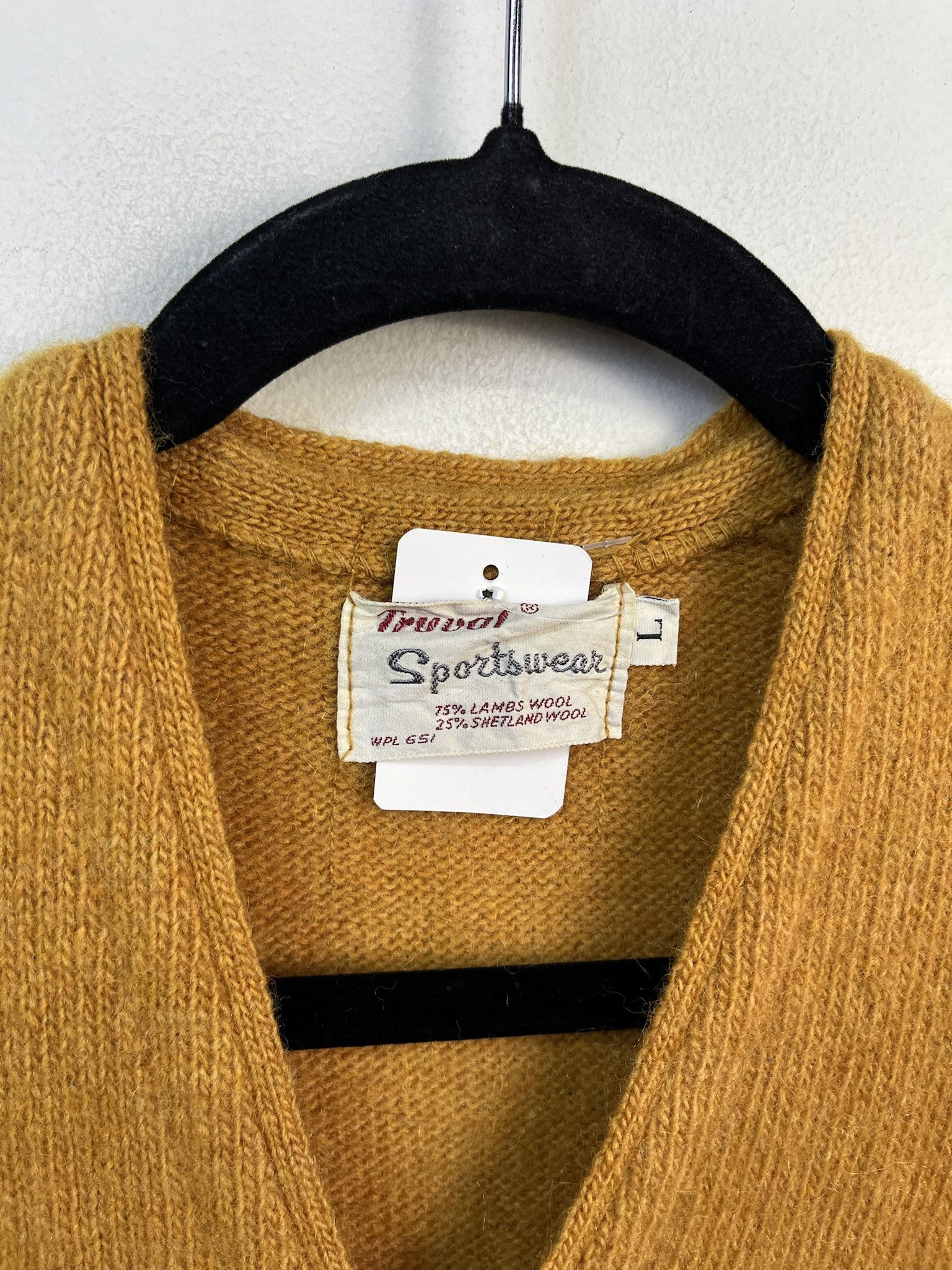 Vintage Vintage Knit Sweater 1980s Thick Knit Truval Sportswear Mustard Knit Sweater Vest Size L Size US L / EU 52-54 / 3 - 3 Thumbnail