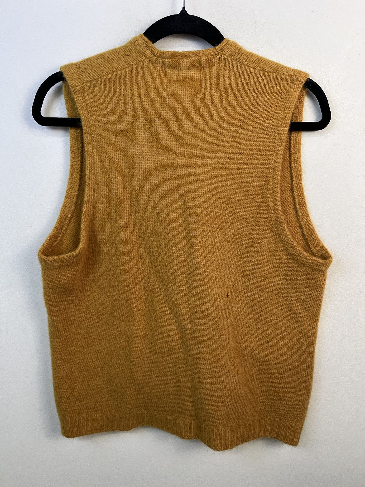 Vintage Vintage Knit Sweater 1980s Thick Knit Truval Sportswear Mustard Knit Sweater Vest Size L Size US L / EU 52-54 / 3 - 4 Thumbnail