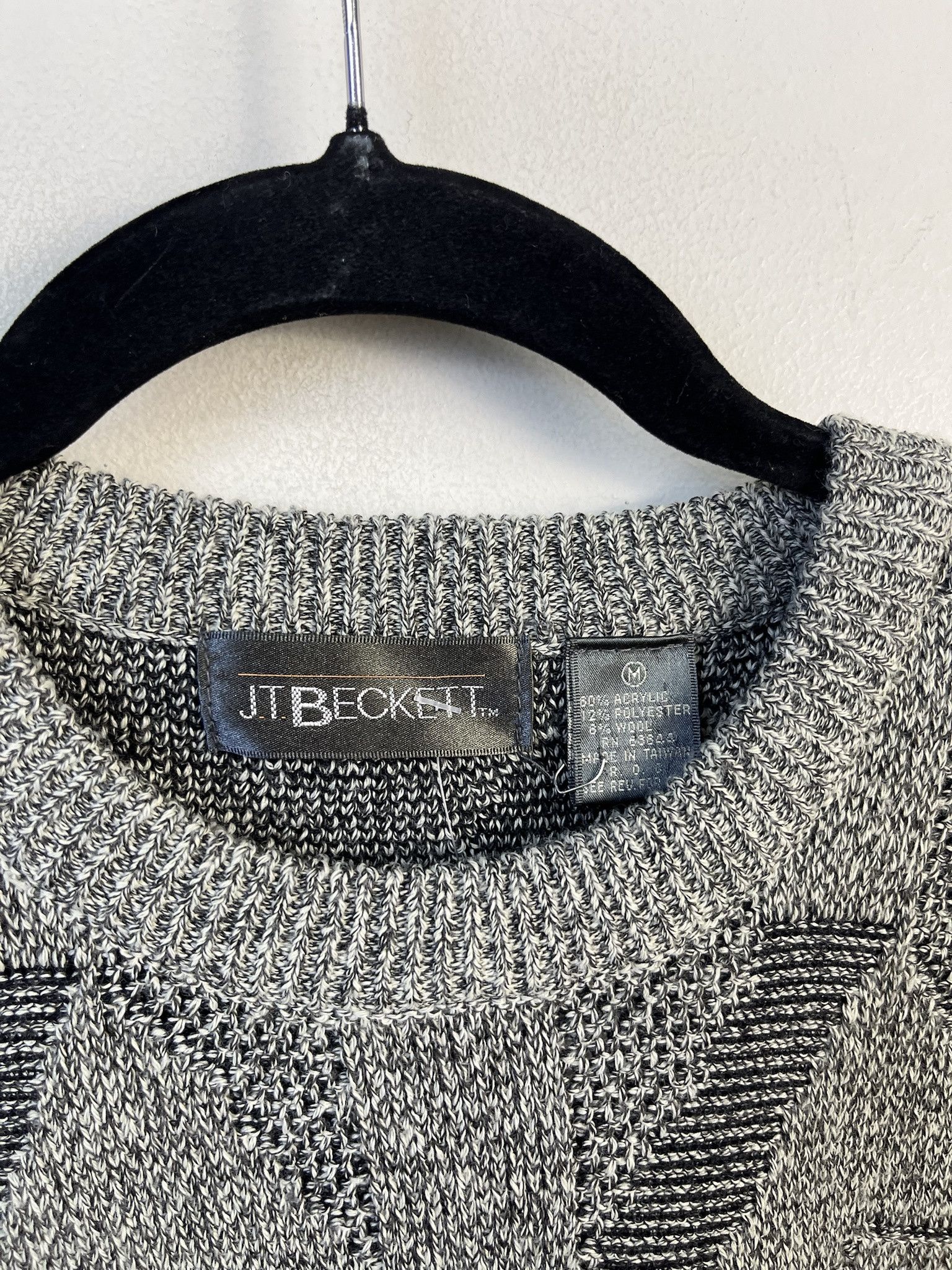 Vintage Vintage Knit Sweater 1990s Thick Knit Jt Beckett WIndswept Pattern 3D Knit Sweater Size M Size US M / EU 48-50 / 2 - 2 Thumbnail