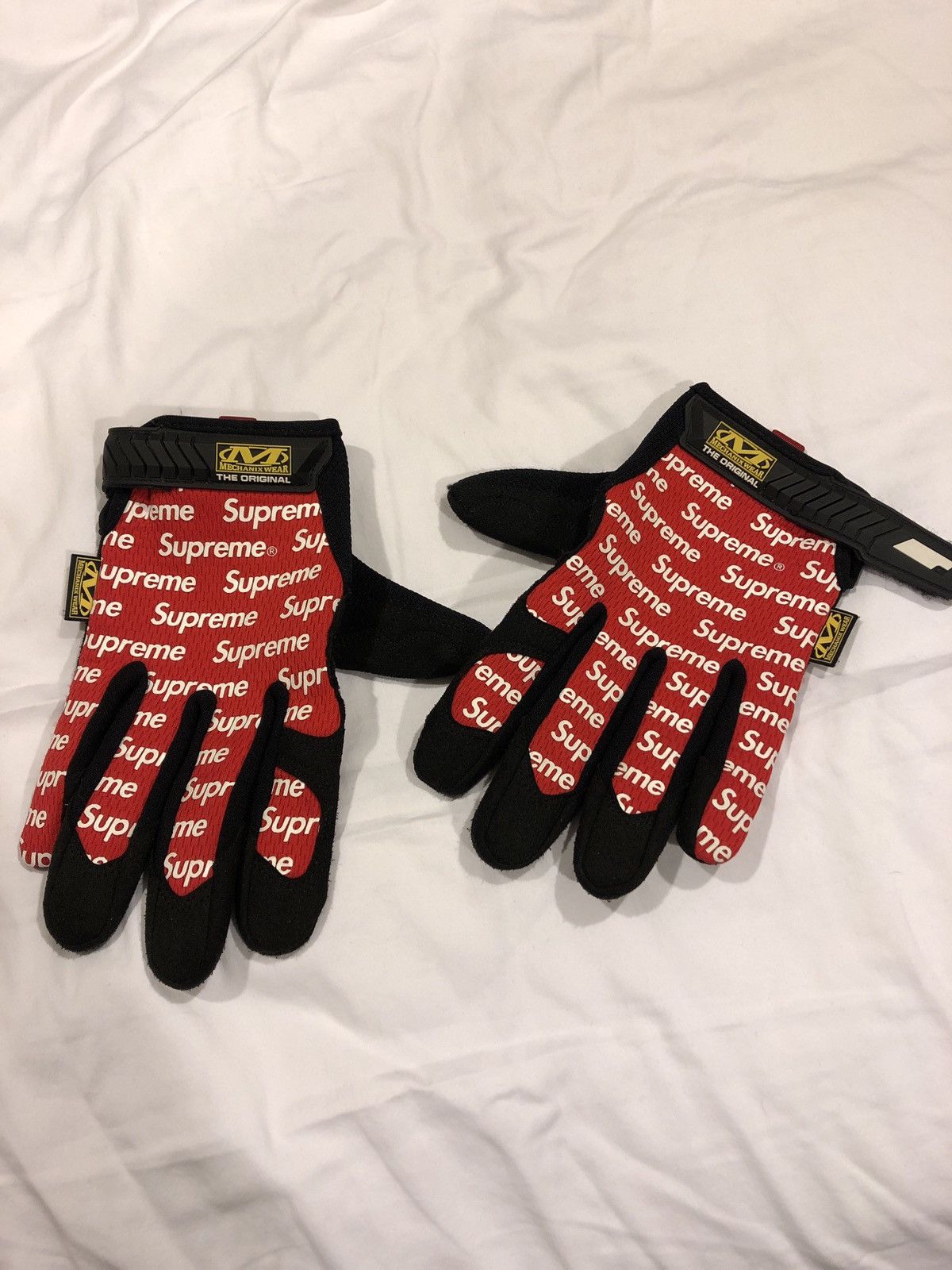 Supreme SS17 Mechanix Wear Gloves, Red 🎈, Size: Medium