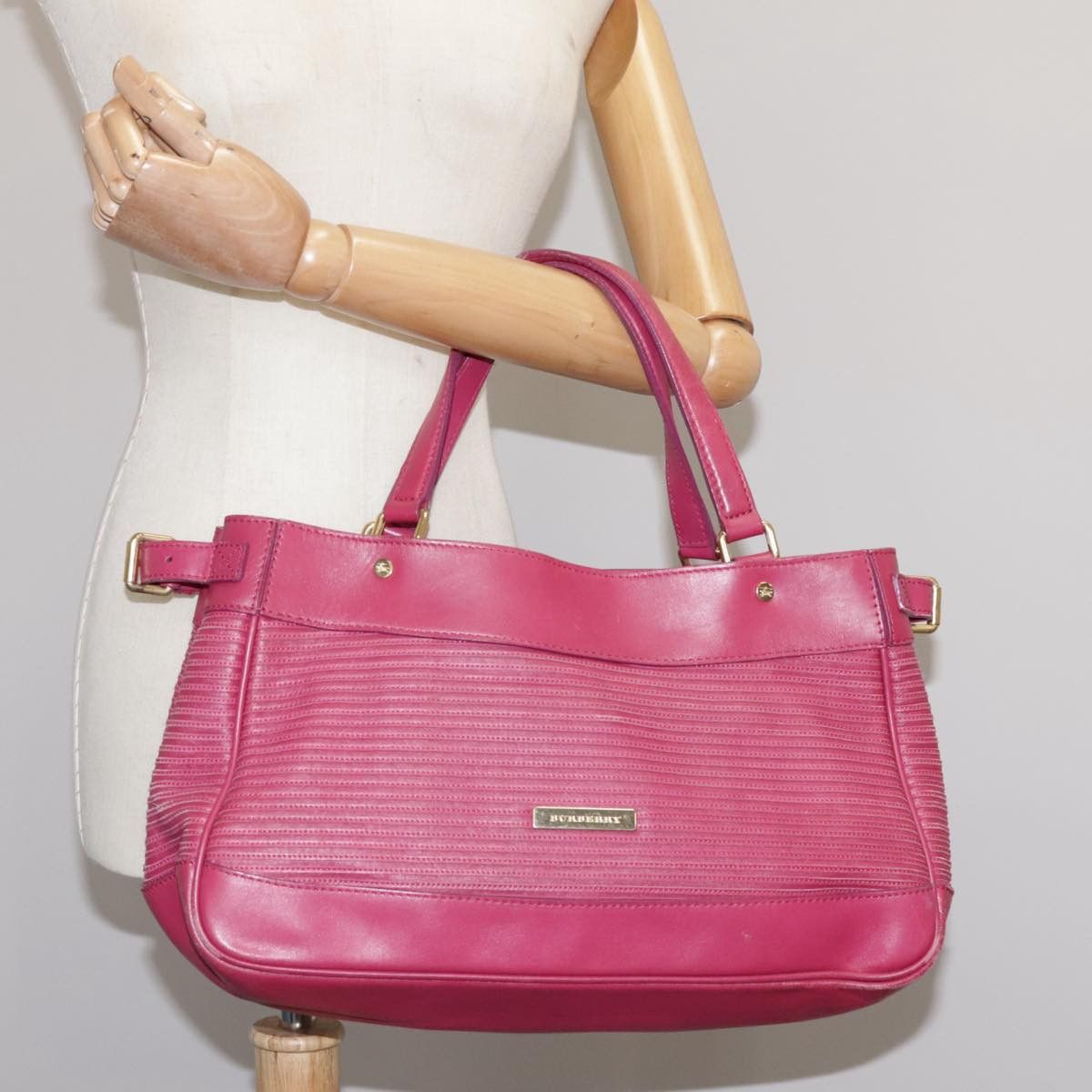 Burberry Pink Leather Handbag (Pre-Owned) Size ONE SIZE - 16 Thumbnail