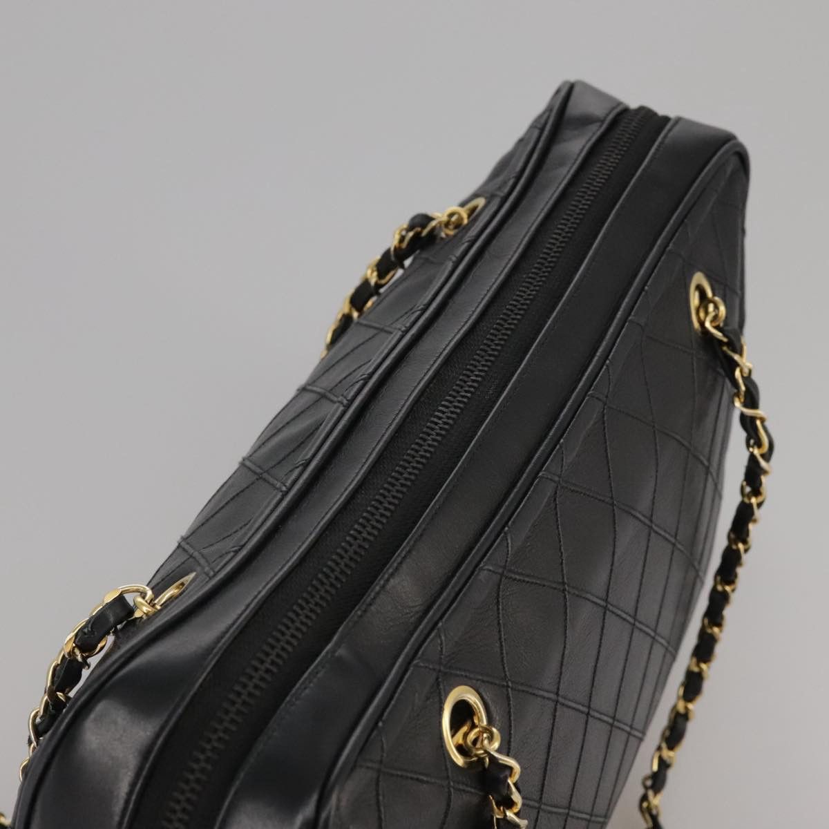 Chanel Camera Black Leather Shoulder Bag (Pre-Owned) Size ONE SIZE - 20 Thumbnail