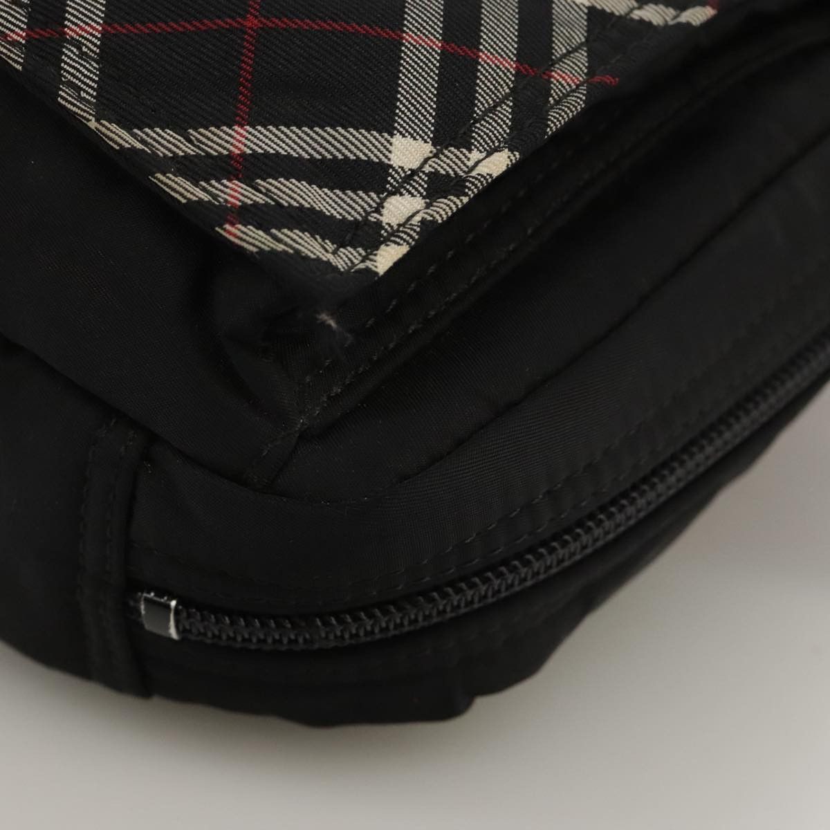Burberry Black Label Black Synthetic Handbag (Pre-Owned) Size ONE SIZE - 7 Thumbnail