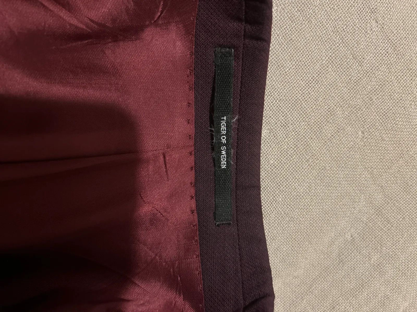 Tiger of Sweden Tiger of Sweden Suit Size 44R - 2 Thumbnail