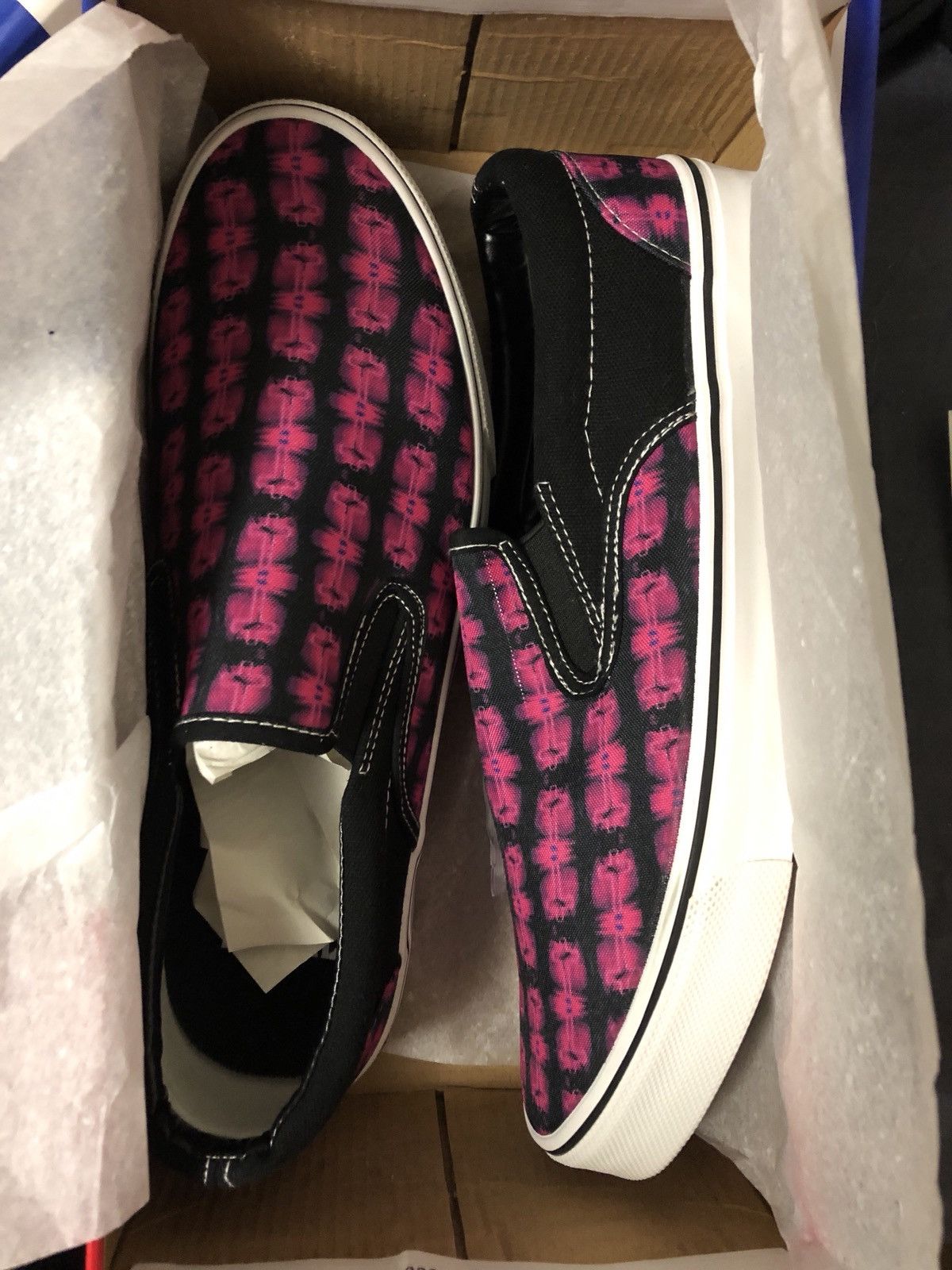 Superrradical Superrradical Pink Slip Ons | Grailed display picture 2