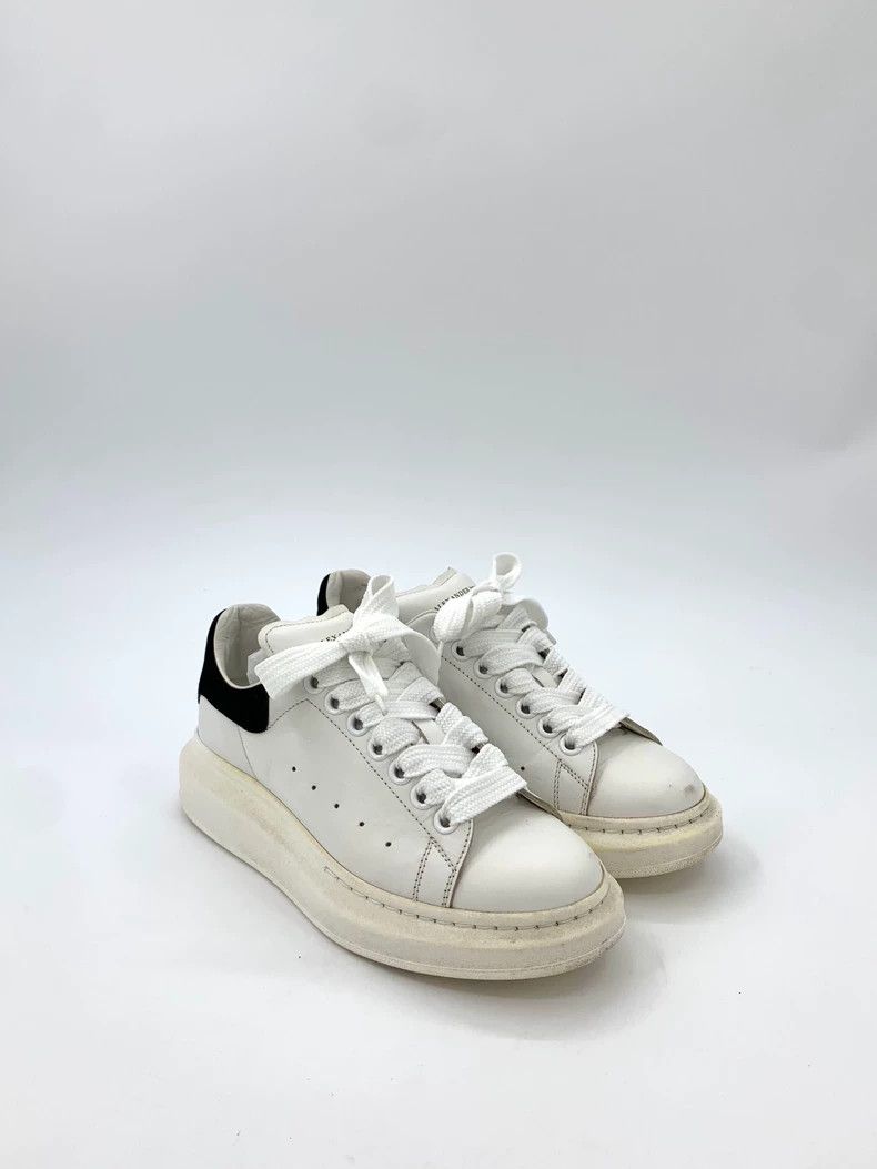 Alexander McQueen Alexander McQueen Thick-soled lace-up white casual shoes, size 36.5 Size US 6 / IT 36 - 2 Thumbnail