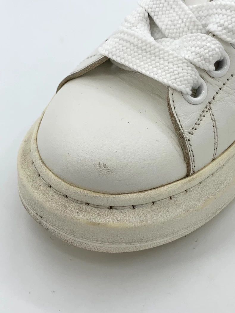 Alexander McQueen Alexander McQueen Thick-soled lace-up white casual shoes, size 36.5 Size US 6 / IT 36 - 8 Thumbnail