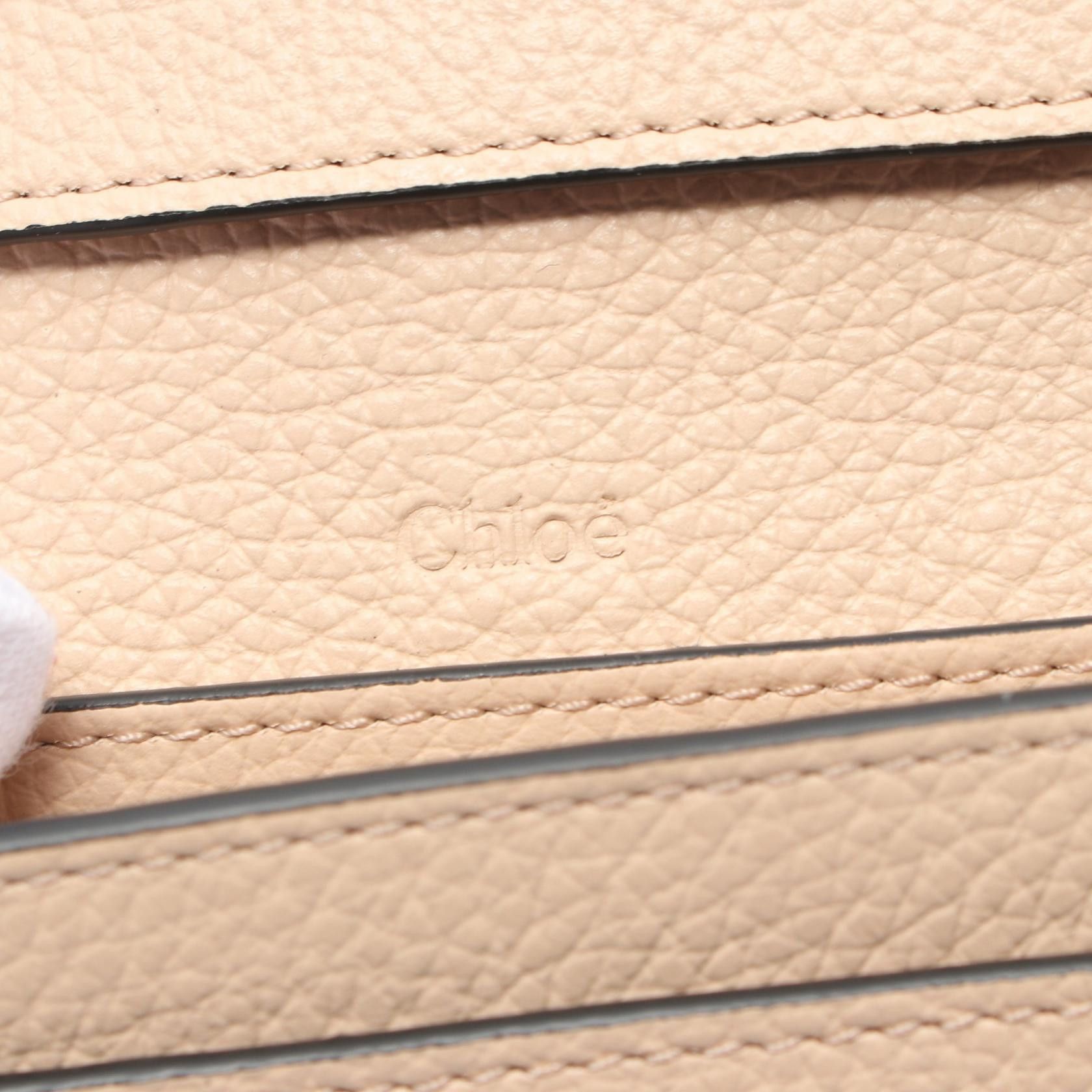 Chloe Chloe Alphabet Card Case Leather Beige Size ONE SIZE - 4 Thumbnail