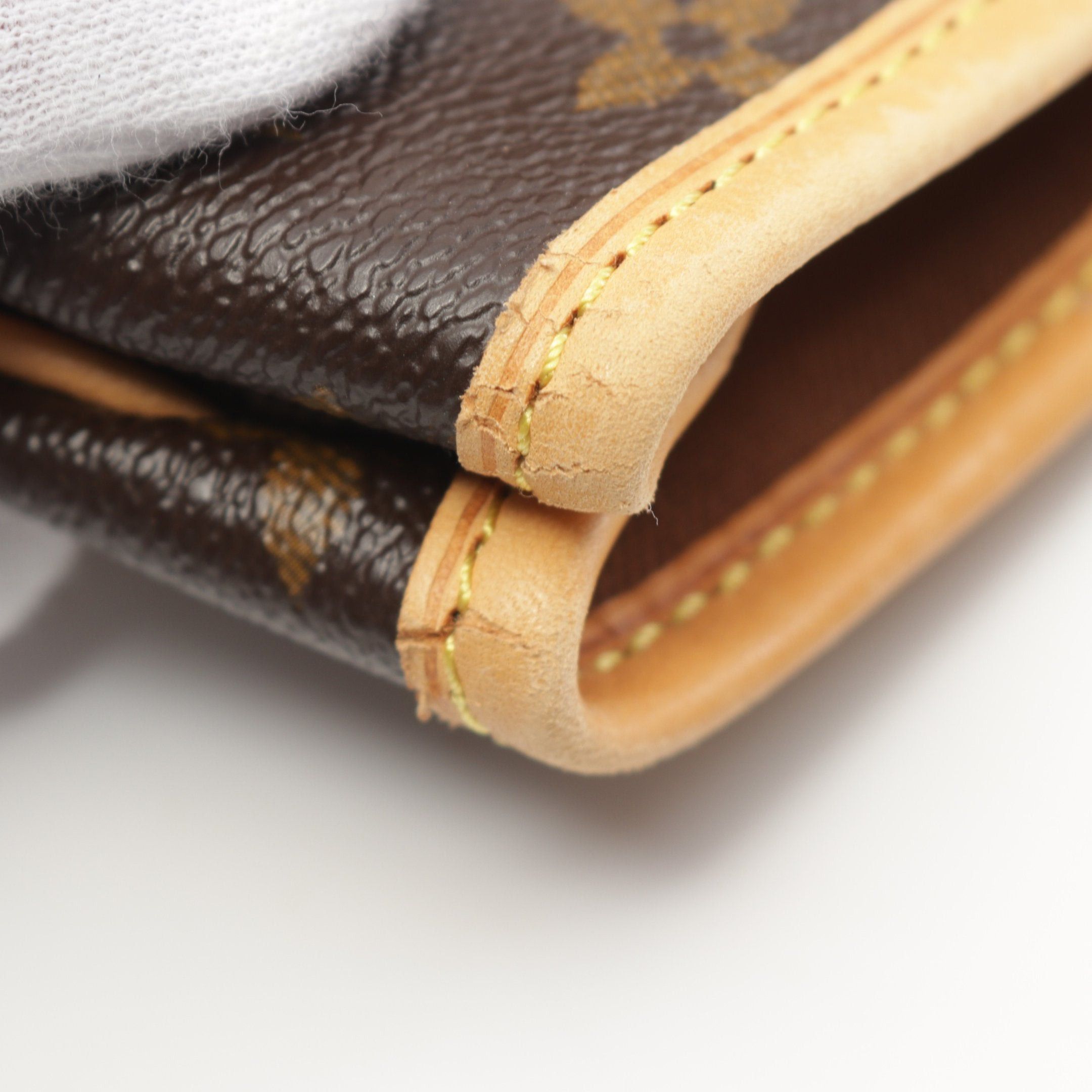 Louis Vuitton Louis Vuitton Batignolles Horizontal Monogram Shoulder Bag Leather Brown Size ONE SIZE - 6 Thumbnail