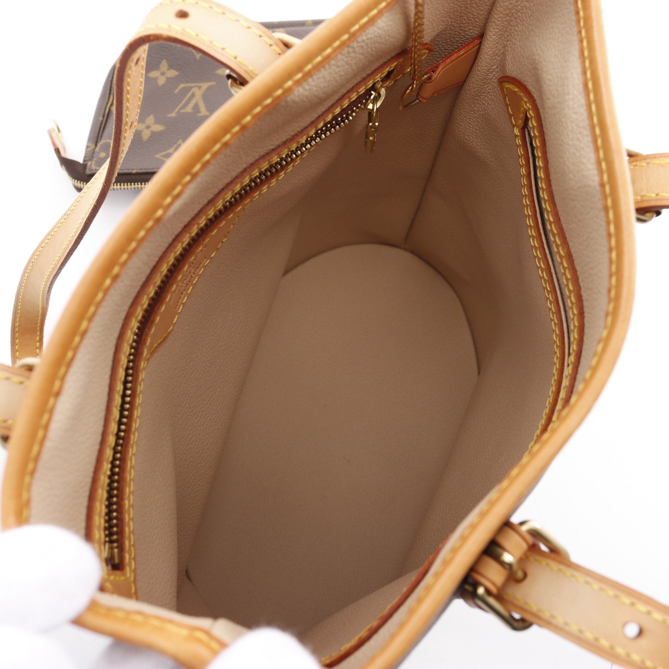 Louis Vuitton Louis Vuitton Bucket Pm Monogram Handbag Leather Brown Size ONE SIZE - 3 Thumbnail