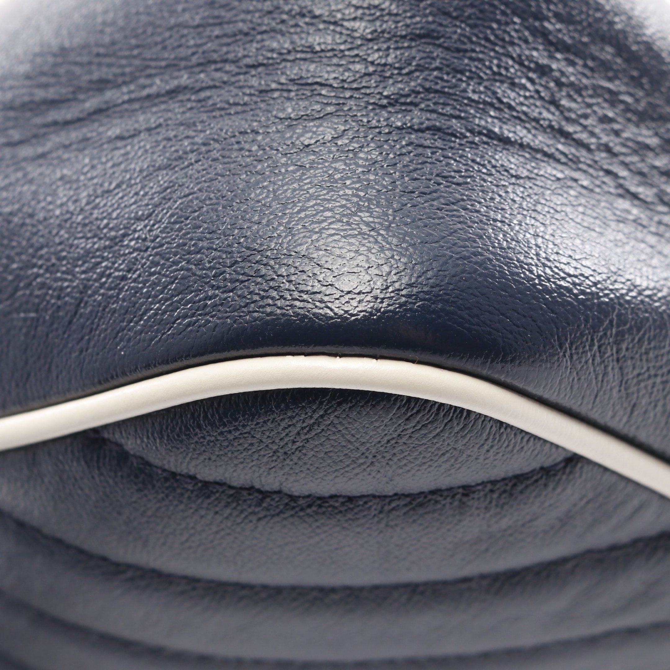 Gucci Gucci Gg Marmont Chain Shoulder Bag Leather Navy White Size ONE SIZE - 10 Thumbnail