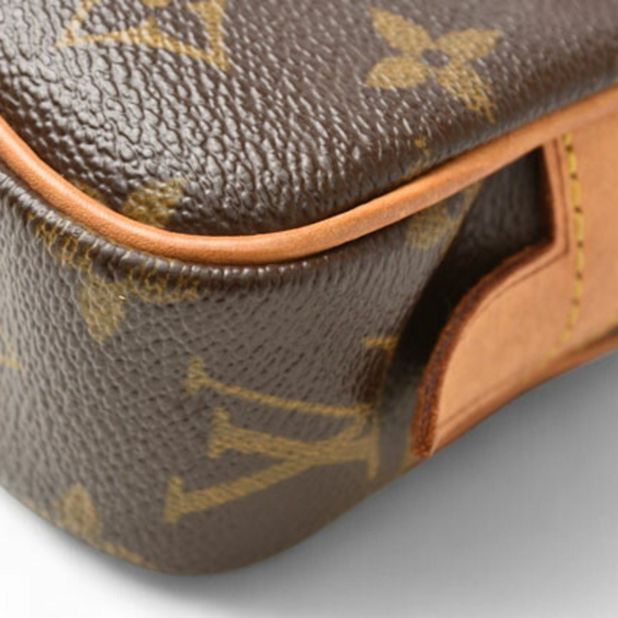 Louis Vuitton Louis Vuitton Marly clutch Size ONE SIZE - 6 Thumbnail