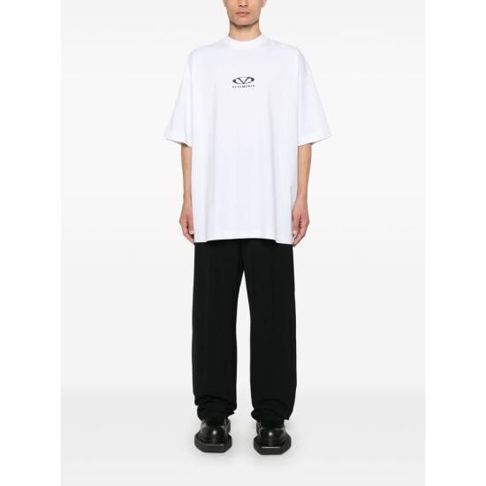 Vetements VETEMENTS Men T-Shirts UA66TR605W 1000 WHITE Size US M / EU 48-50 / 2 - 5 Thumbnail