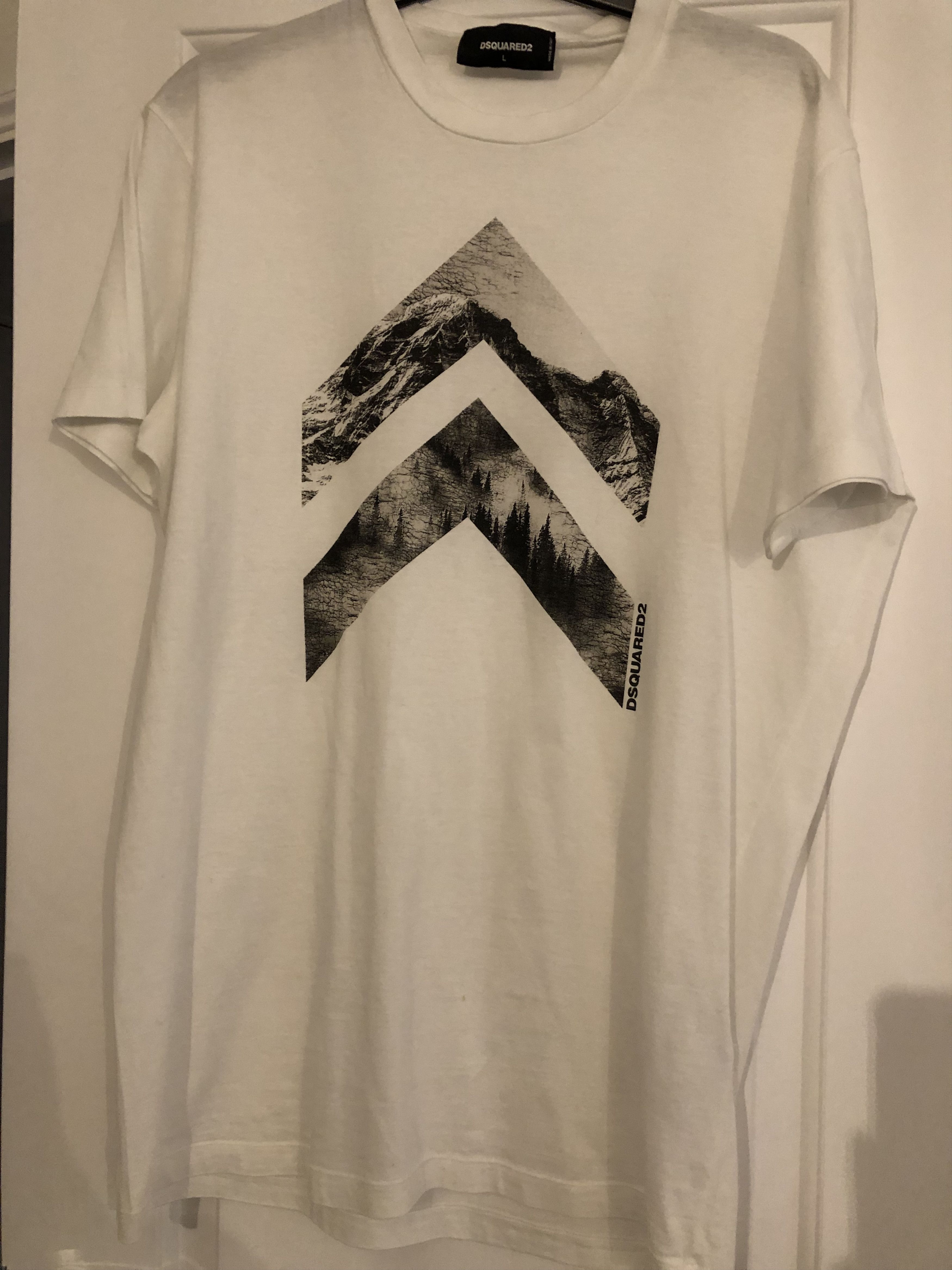 DSQUARED2｜ (S74GD1394 D20020 100) Dsquared2 Men's T Shirt S74GD1394 D20020 100 - Hydraulics Stores