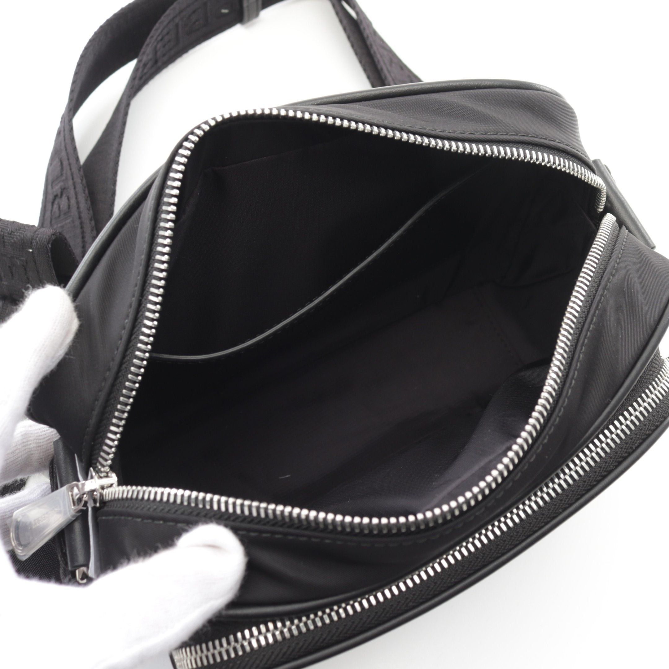 Burberry Burberry Crossbody Bag Shoulder Nylon Leather Black Logo Size ONE SIZE - 3 Thumbnail